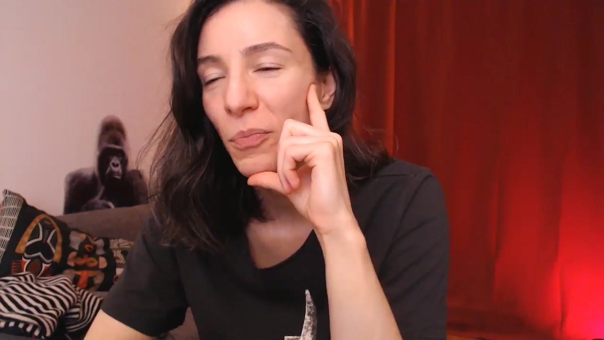 Gallery image thumbnail from Mora_Marvels's myfreecams stream on, 10/30/2024, 01:01 image 14 of 20