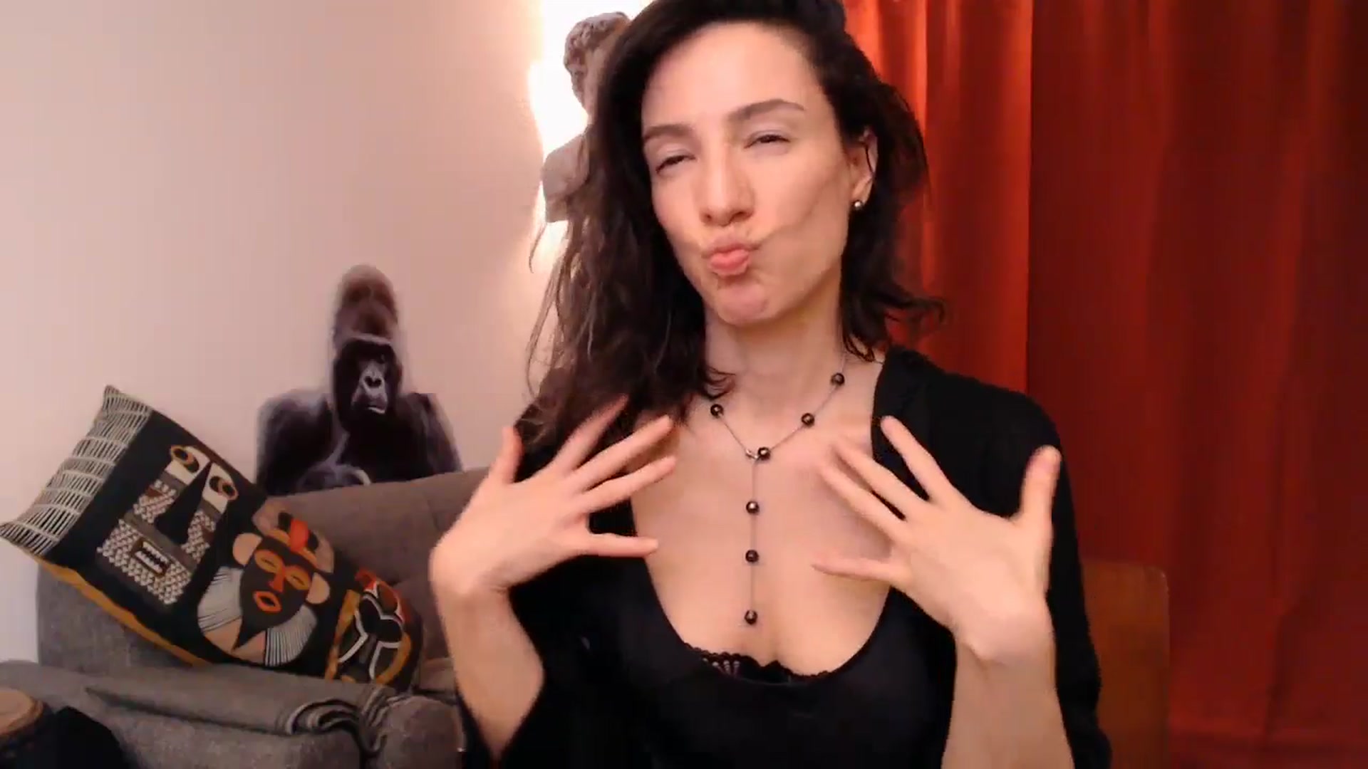 Gallery image thumbnail from Mora_Marvels's myfreecams stream on, 11/23/2024, 02:06 image 14 of 20