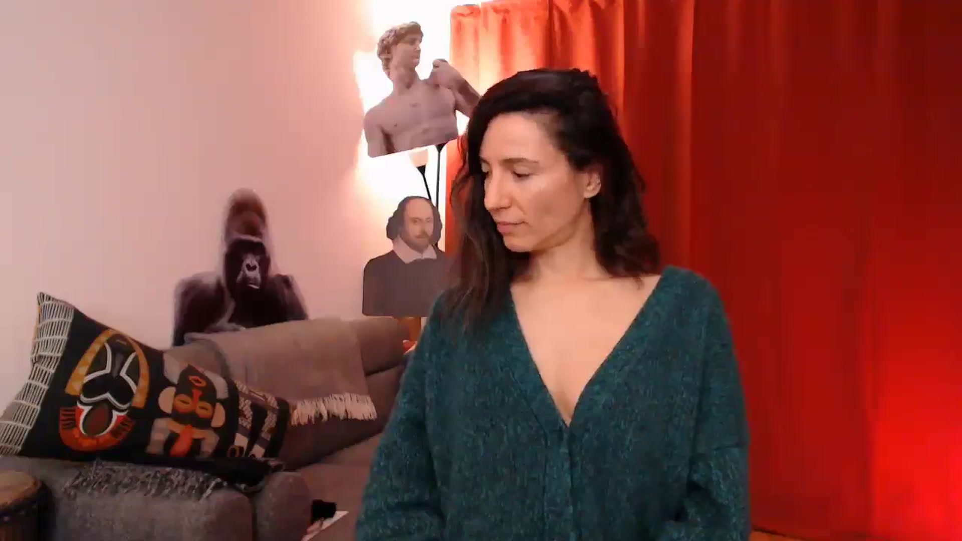 Gallery image thumbnail from Mora_Marvels's myfreecams stream on, 12/08/2024, 03:30 image 8 of 20