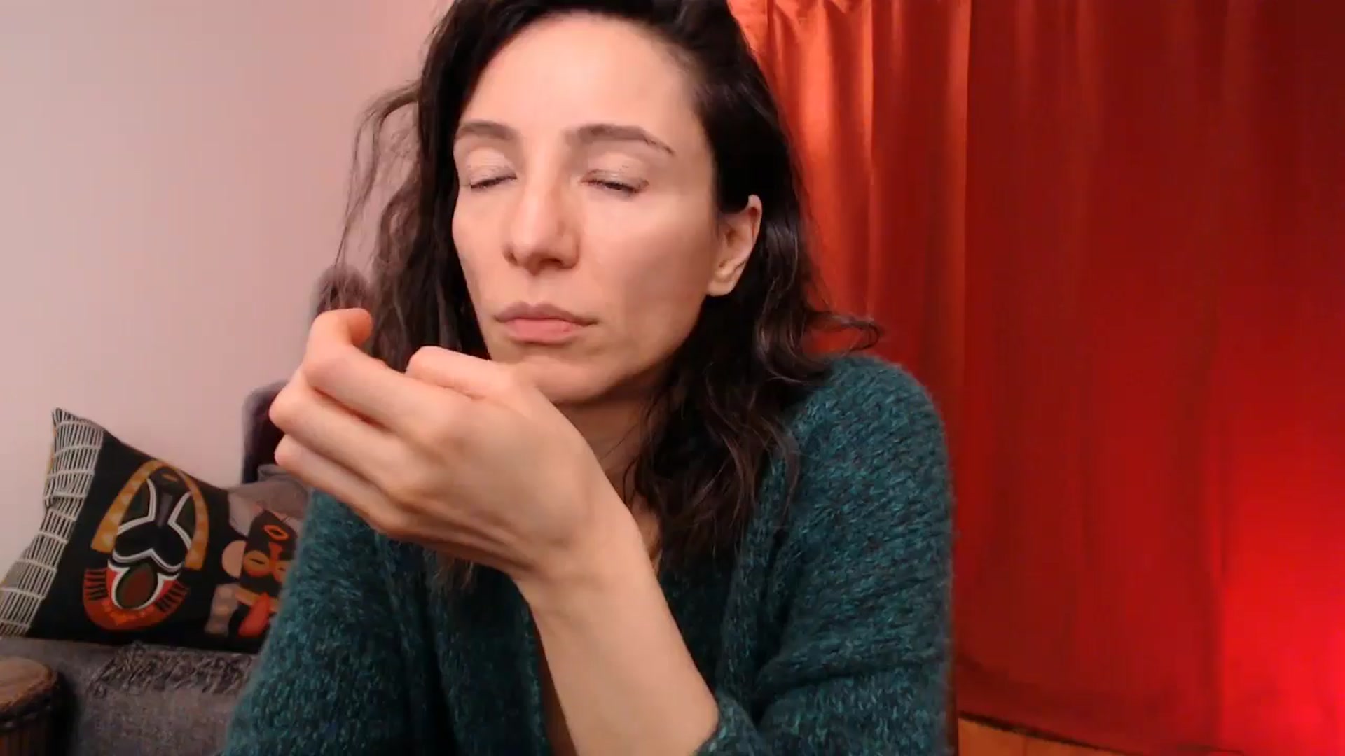 Gallery image thumbnail from Mora_Marvels's myfreecams stream on, 12/08/2024, 03:30 image 19 of 20