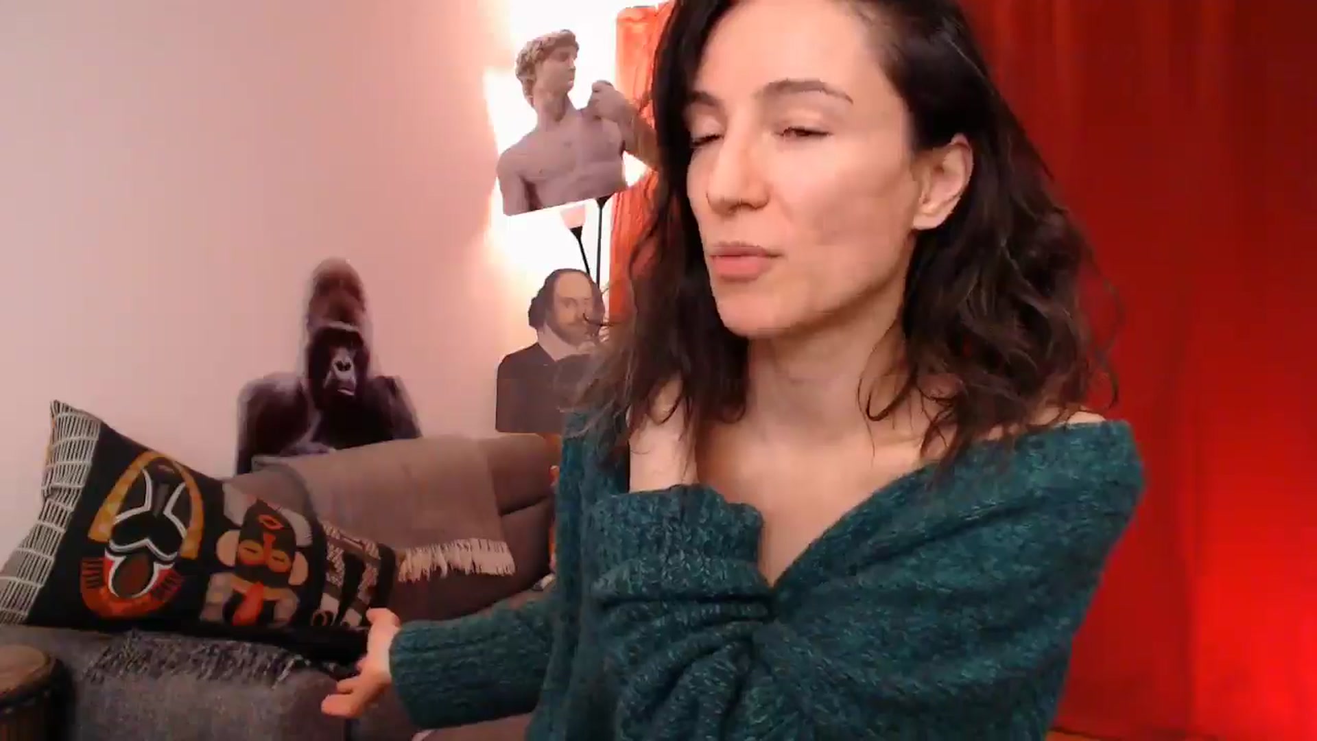 Gallery image thumbnail from Mora_Marvels's myfreecams stream on, 12/08/2024, 03:30 image 20 of 20