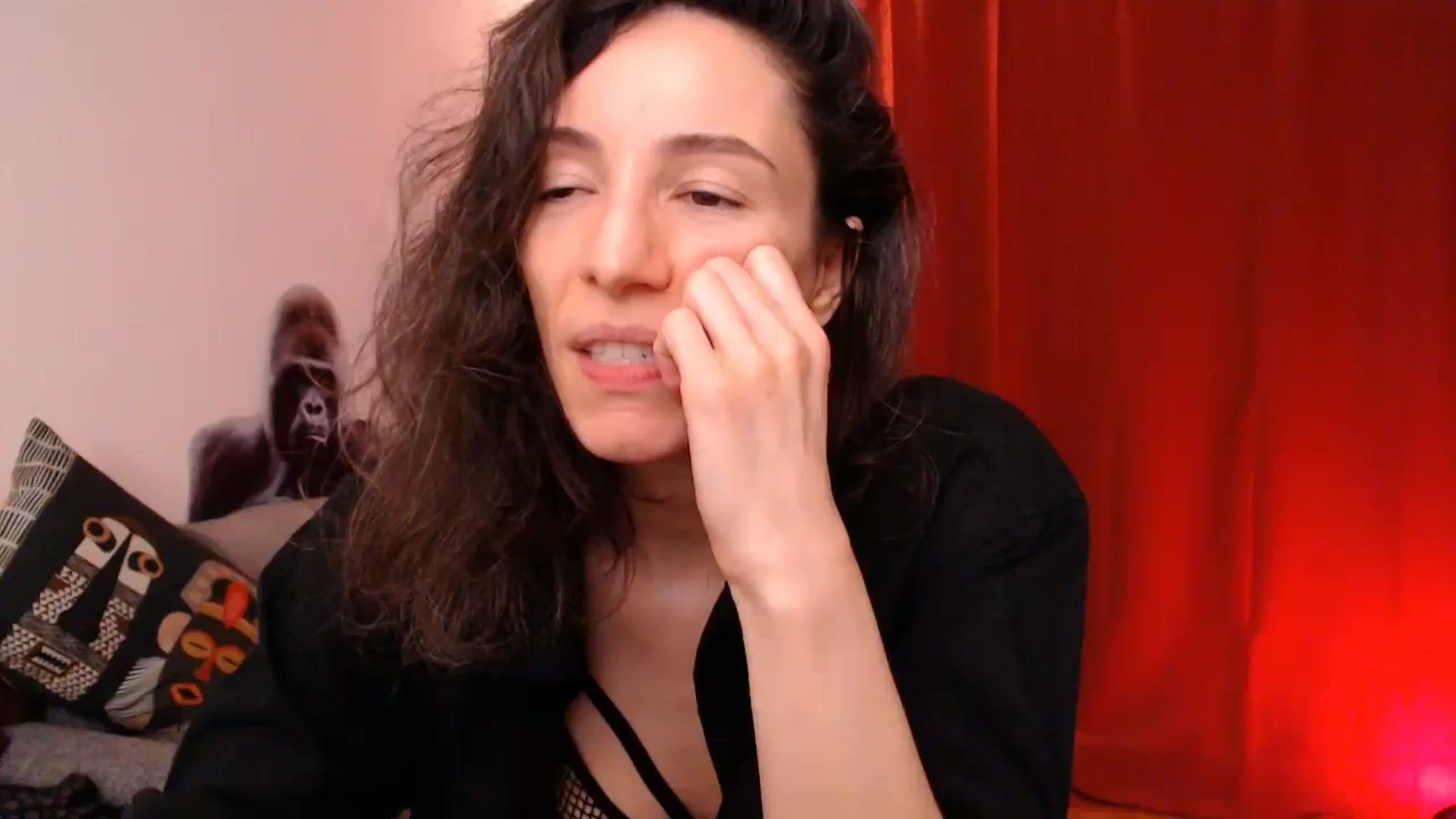 Gallery image thumbnail from Mora_Marvels's myfreecams stream on, 12/19/2024, 02:28 image 14 of 20