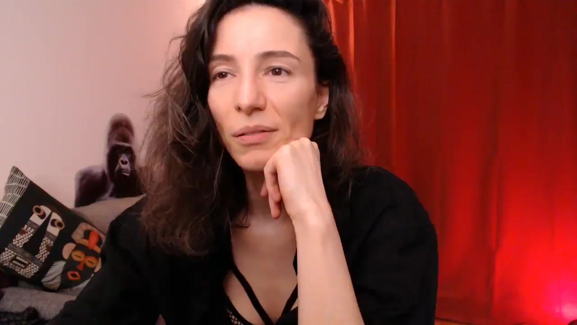 Gallery image thumbnail from Mora_Marvels's myfreecams stream on, 12/19/2024, 02:28 image 8 of 20