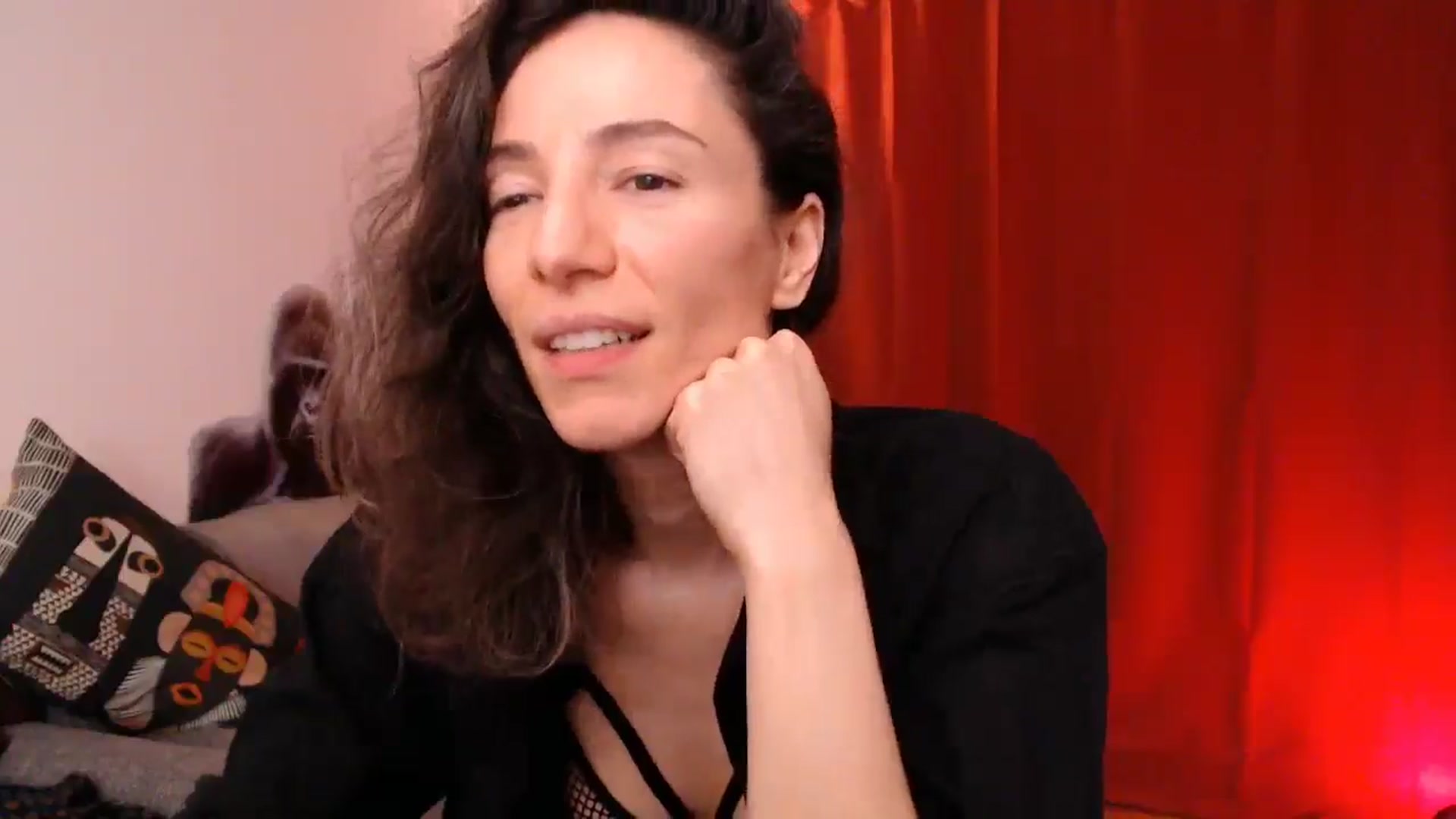 Gallery image thumbnail from Mora_Marvels's myfreecams stream on, 12/19/2024, 02:28 image 15 of 20