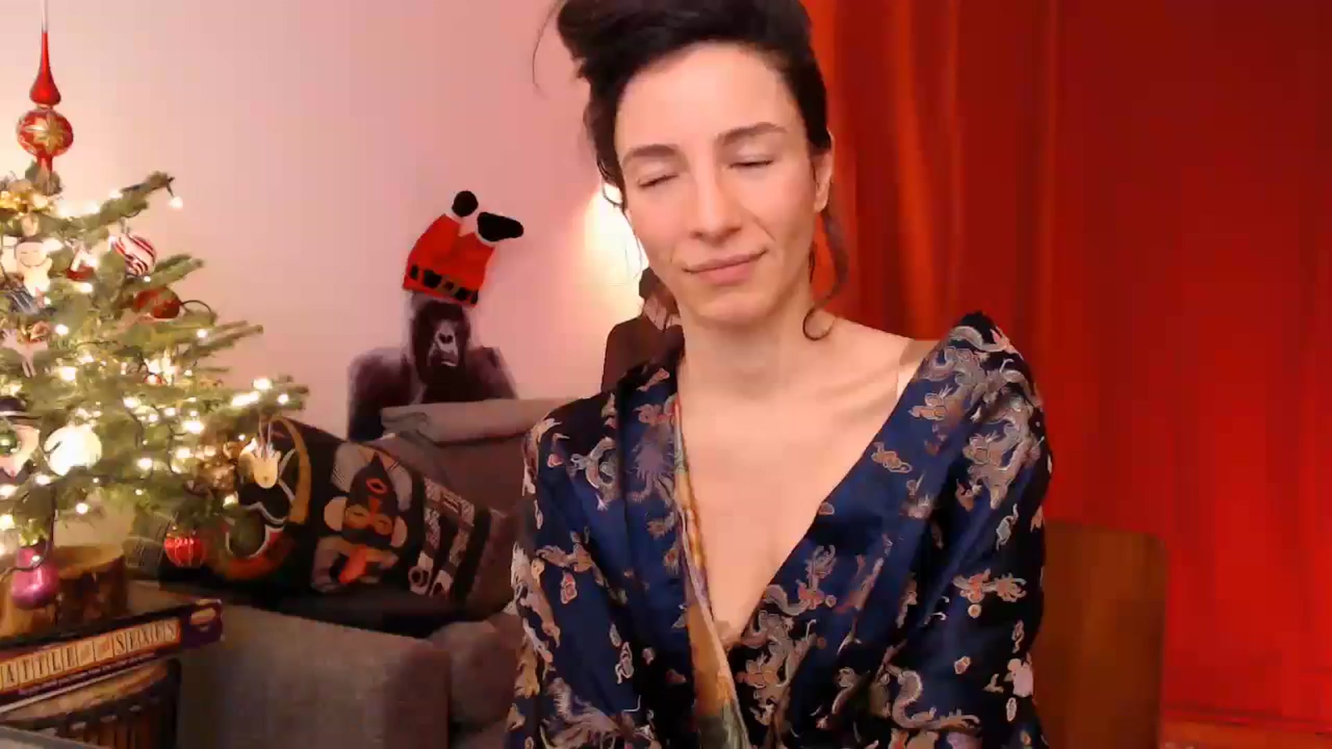 Gallery image thumbnail from Mora_Marvels's myfreecams stream on, 12/24/2024, 02:24 image 6 of 20