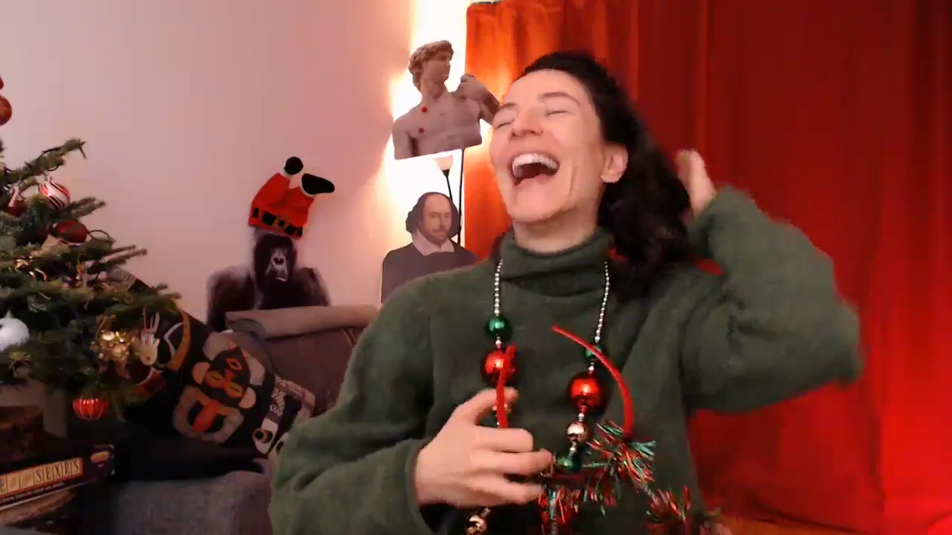 Gallery image thumbnail from Mora_Marvels's myfreecams stream on, 12/25/2024, 03:04 image 18 of 20