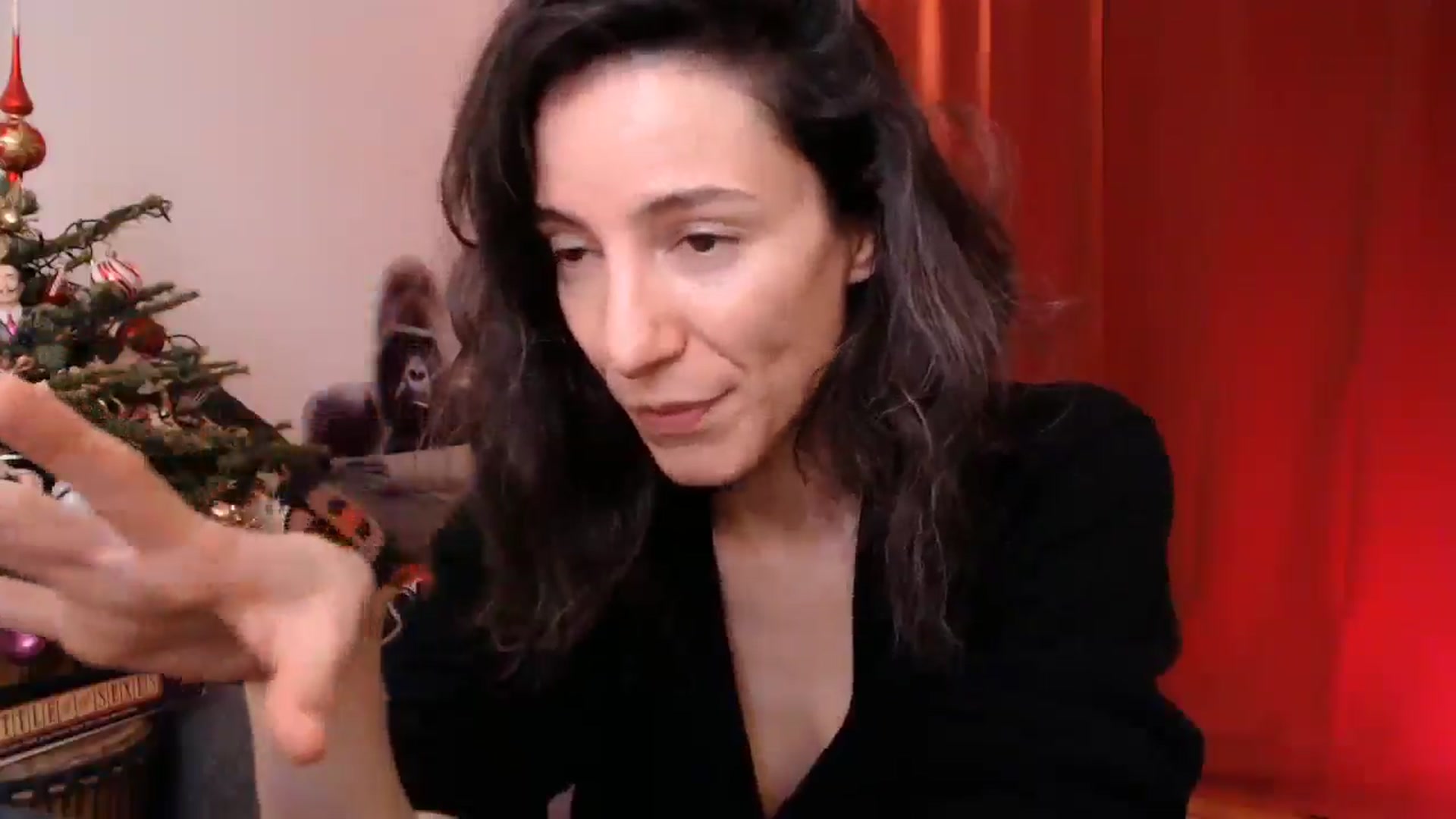 Gallery image thumbnail from Mora_Marvels's myfreecams stream on, 12/31/2024, 03:00 image 17 of 20