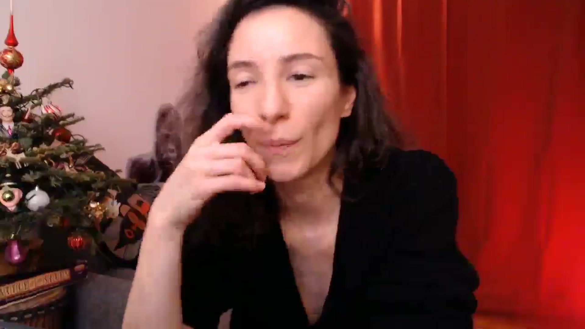 Gallery image thumbnail from Mora_Marvels's myfreecams stream on, 12/31/2024, 03:00 image 13 of 20