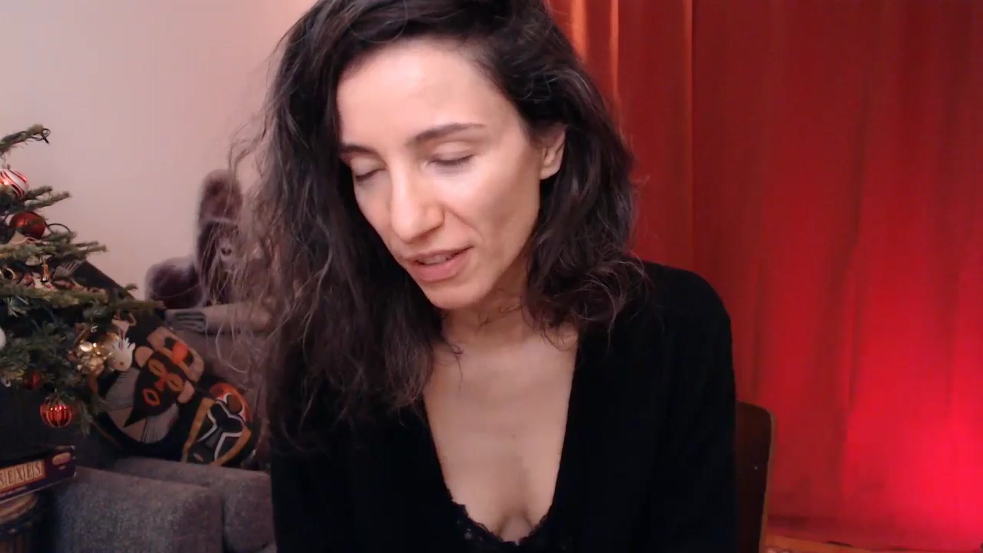 Gallery image thumbnail from Mora_Marvels's myfreecams stream on, 12/31/2024, 03:50 image 12 of 20
