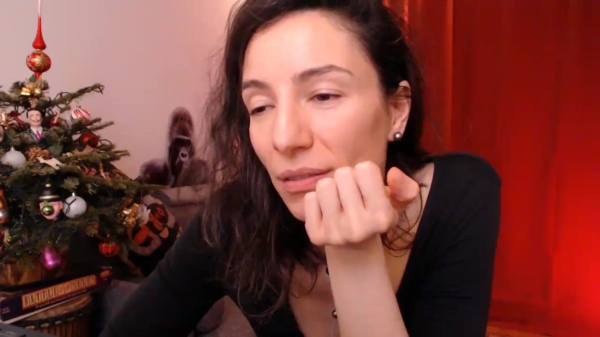 Gallery image thumbnail from Mora_Marvels's myfreecams stream on, 01/01/2025, 05:11 image 16 of 20