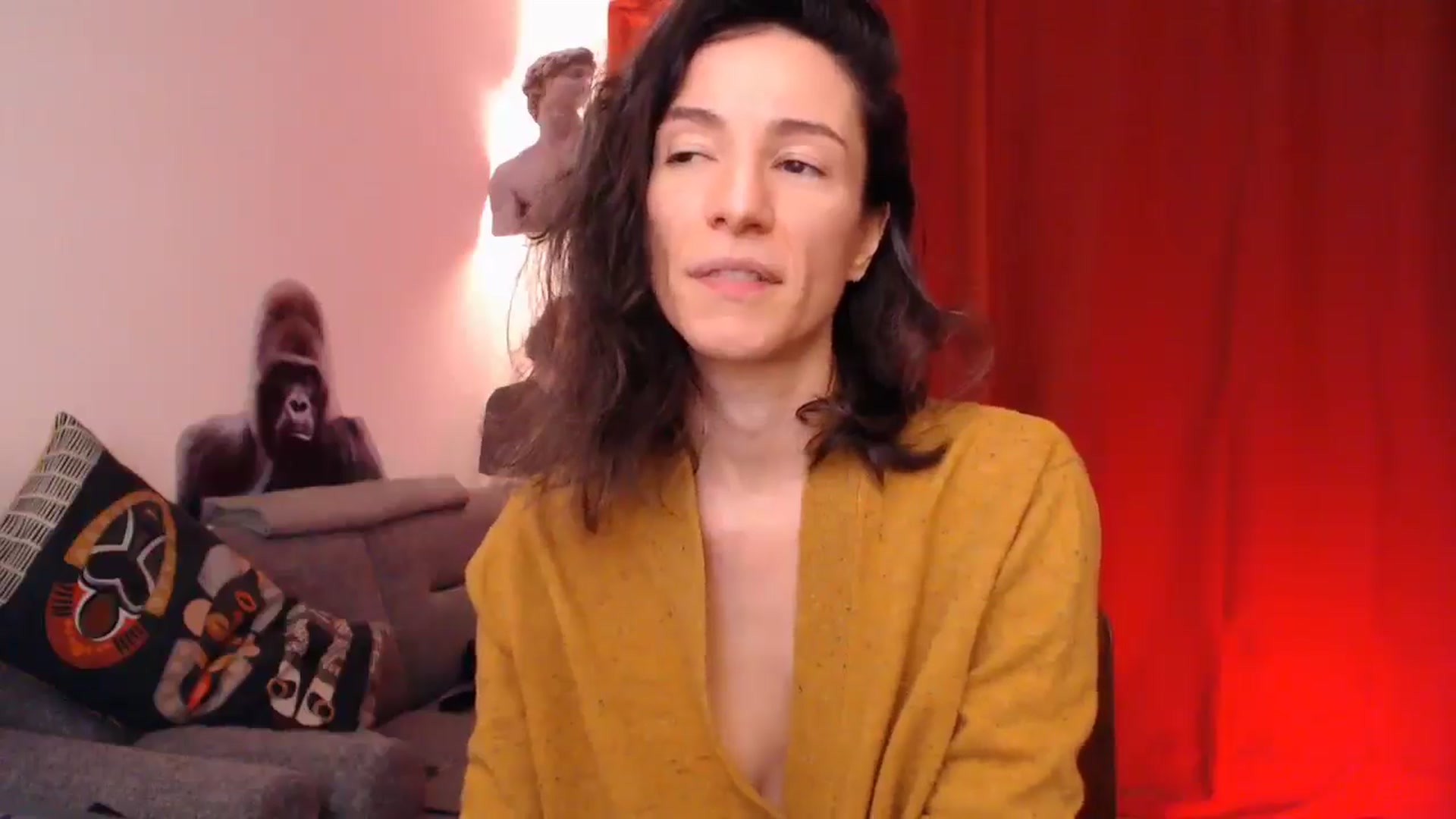 Gallery image thumbnail from Mora_Marvels's myfreecams stream on, 01/04/2025, 03:58 image 2 of 20