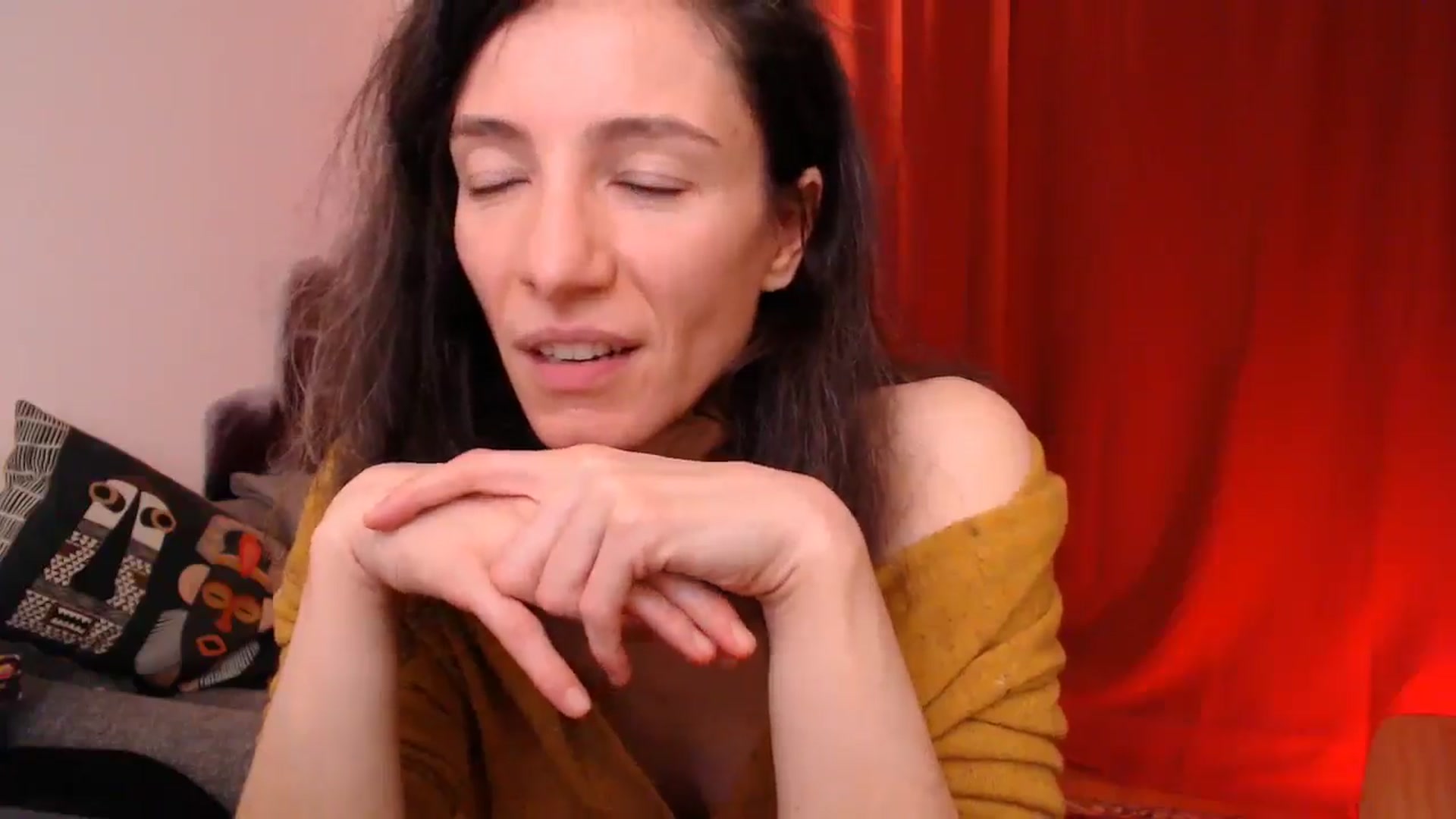 Gallery image thumbnail from Mora_Marvels's myfreecams stream on, 01/25/2025, 03:57 image 2 of 20