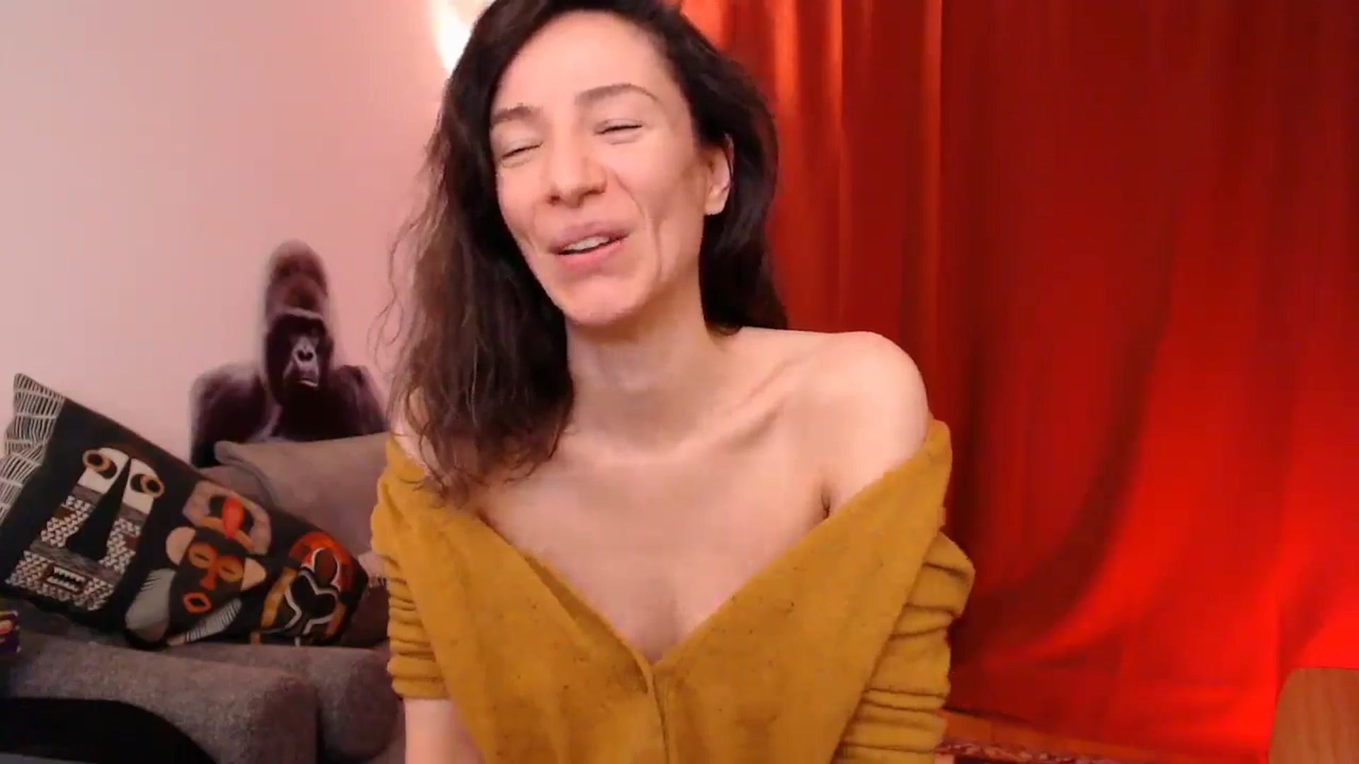 Gallery image thumbnail from Mora_Marvels's myfreecams stream on, 01/25/2025, 03:57 image 13 of 20