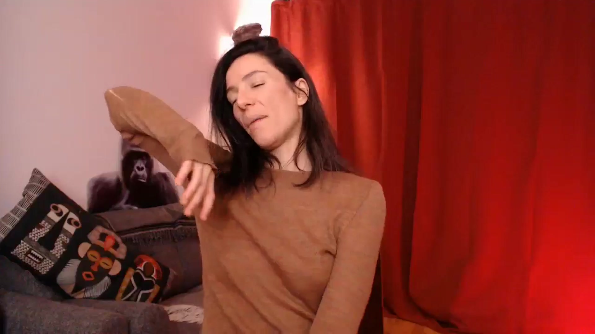Gallery image thumbnail from Mora_Marvels's myfreecams stream on, 02/14/2025, 02:54 image 20 of 20