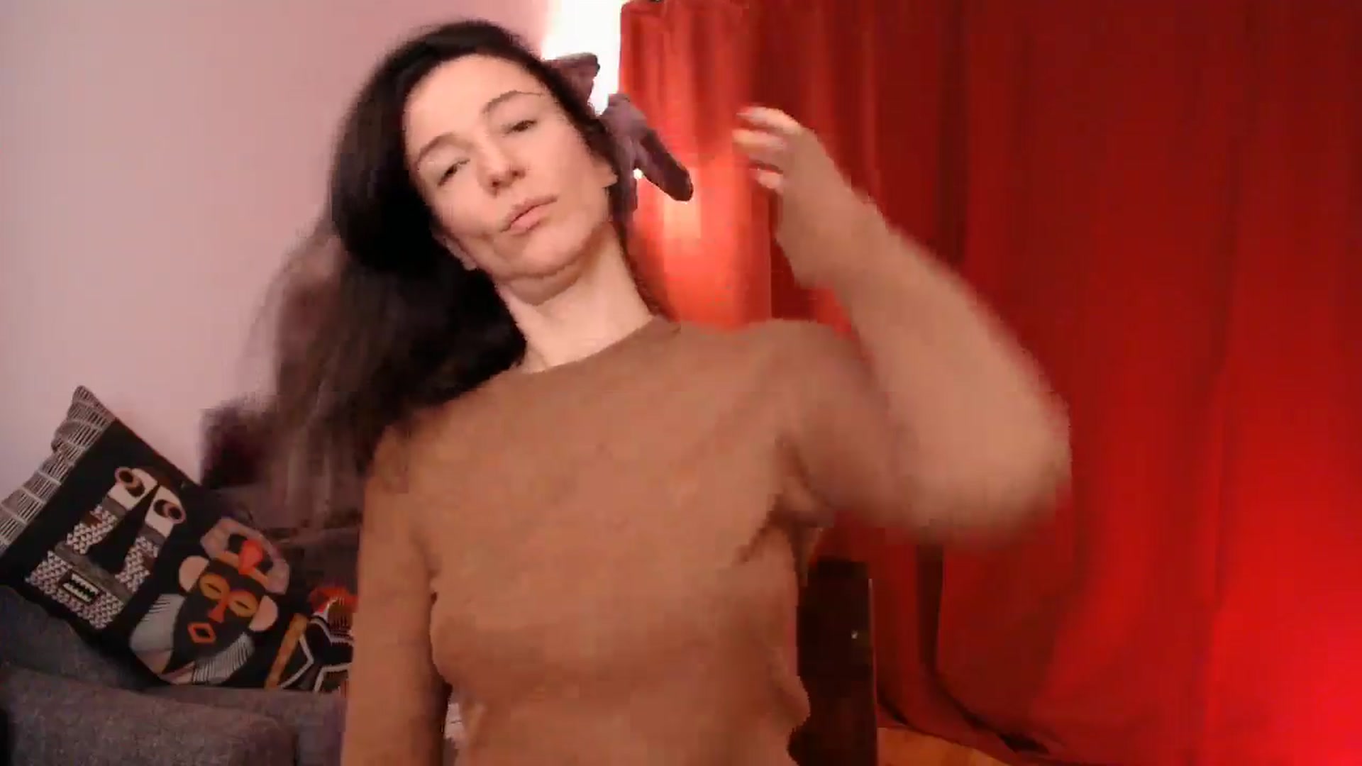 Gallery image thumbnail from Mora_Marvels's myfreecams stream on, 02/14/2025, 02:54 image 15 of 20