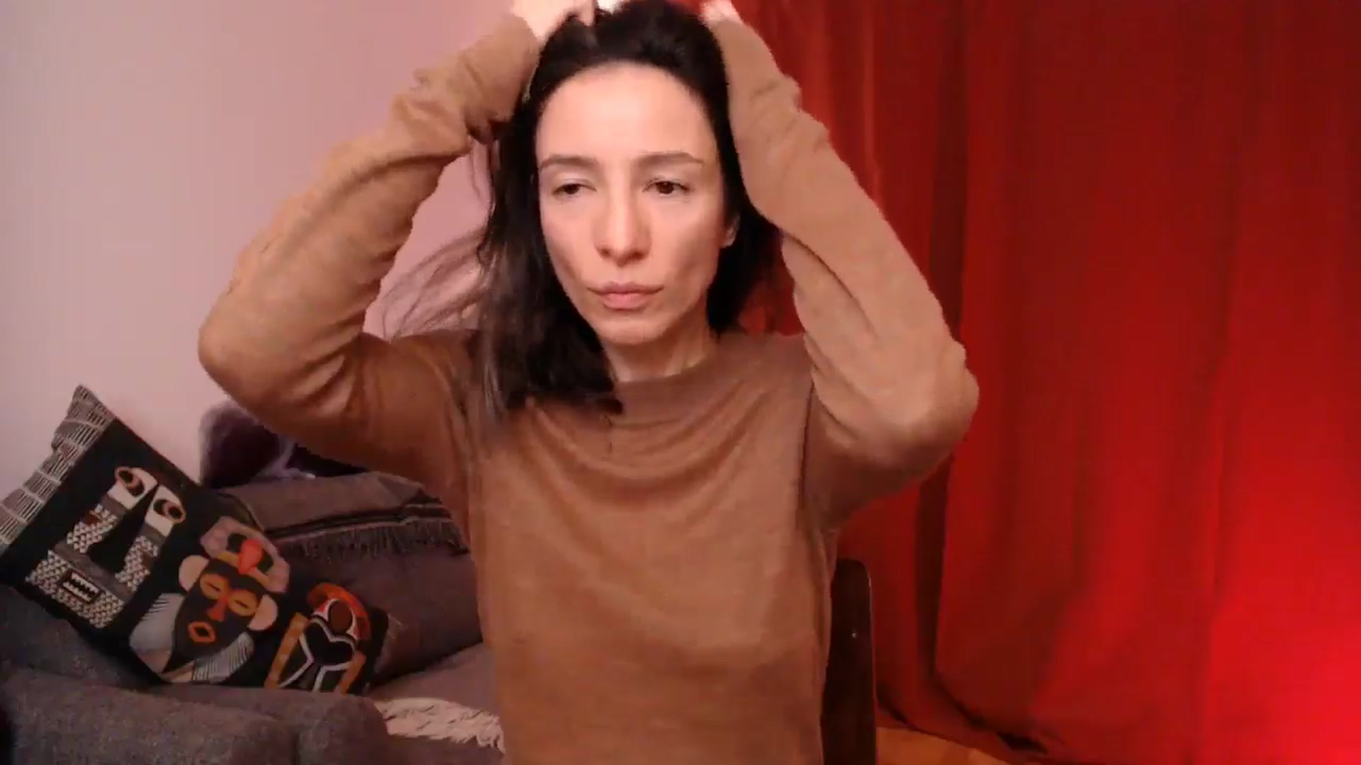 Gallery image thumbnail from Mora_Marvels's myfreecams stream on, 02/14/2025, 02:54 image 16 of 20