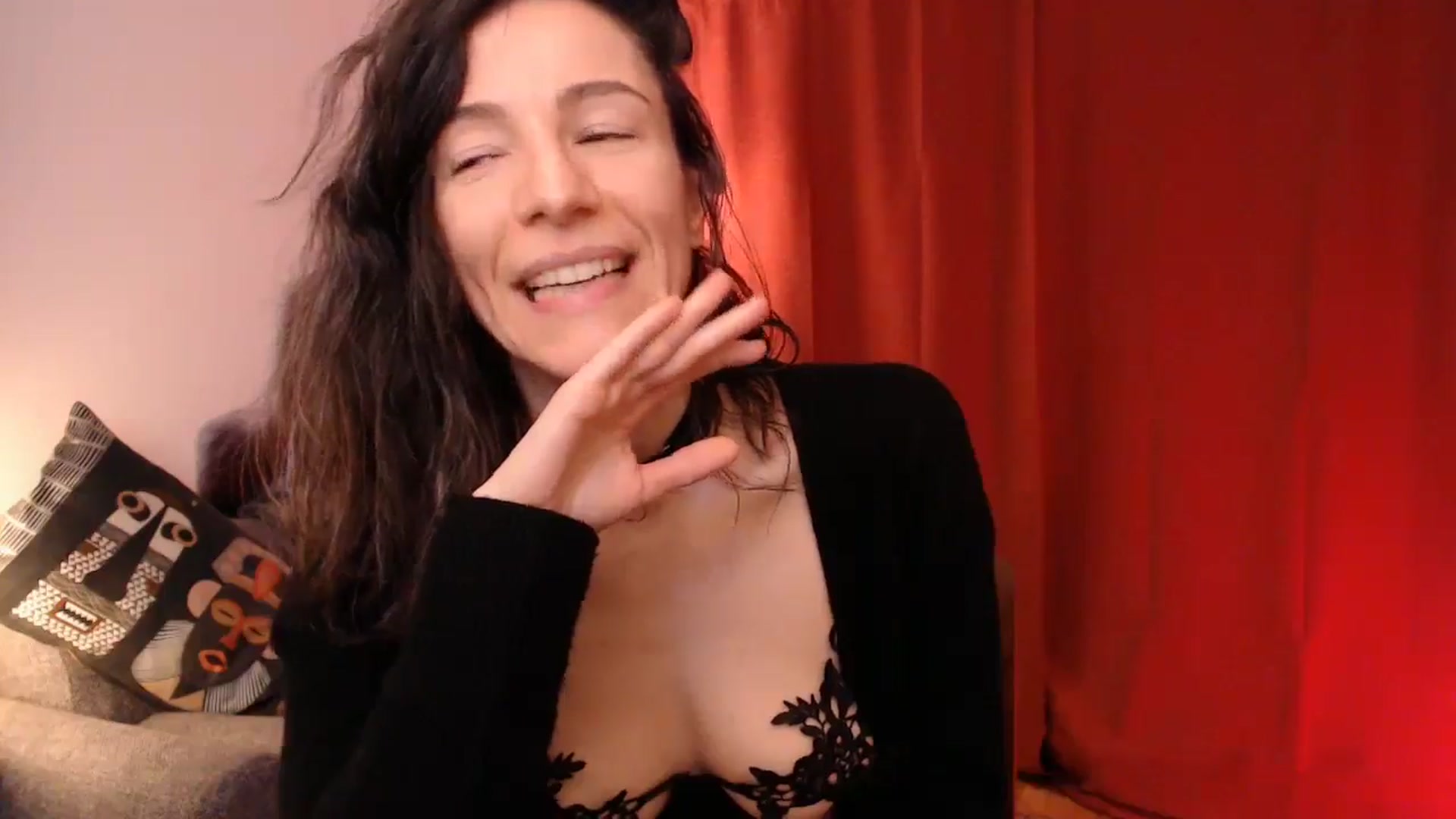 Gallery image thumbnail from Mora_Marvels's myfreecams stream on, 02/23/2025, 03:36 image 15 of 20