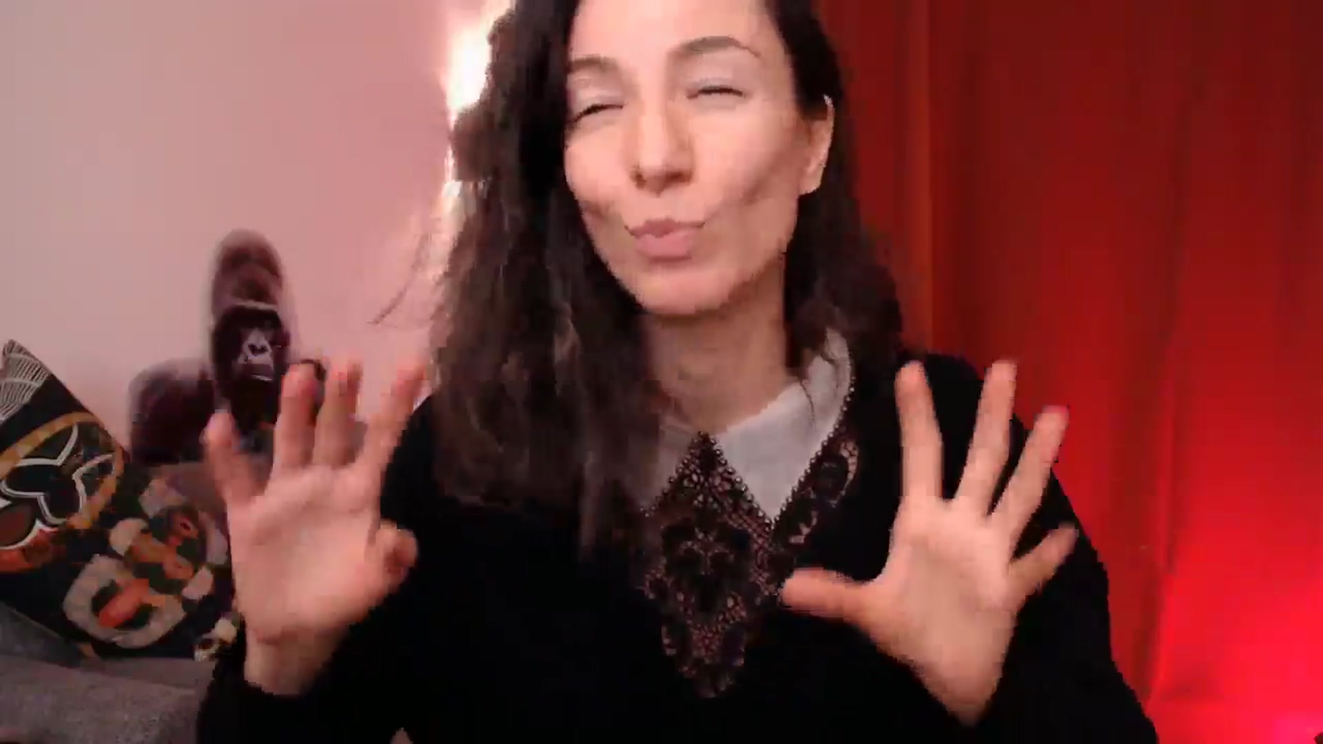 Gallery image thumbnail from Mora_Marvels's myfreecams stream on, 03/01/2025, 04:36 image 19 of 20