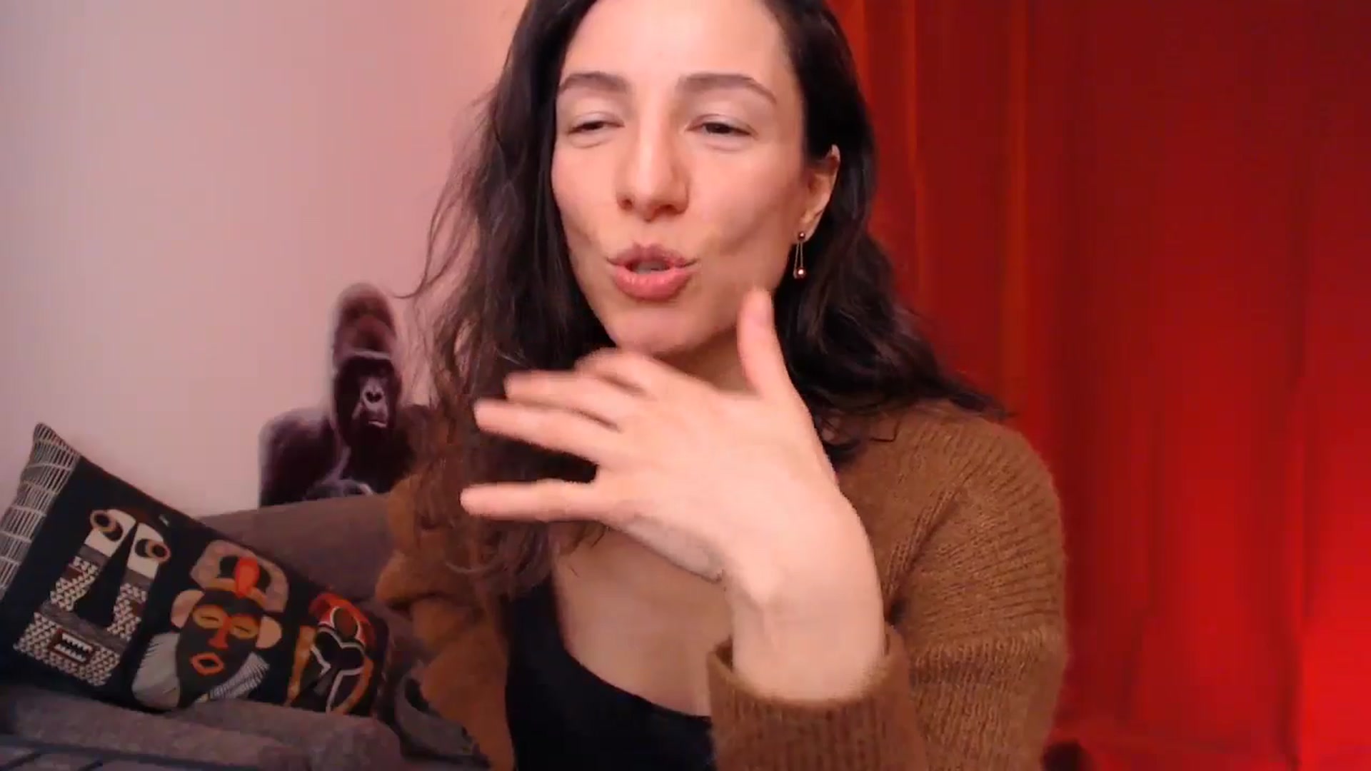 Gallery image thumbnail from Mora_Marvels's myfreecams stream on, 03/16/2025, 01:28 image 15 of 20