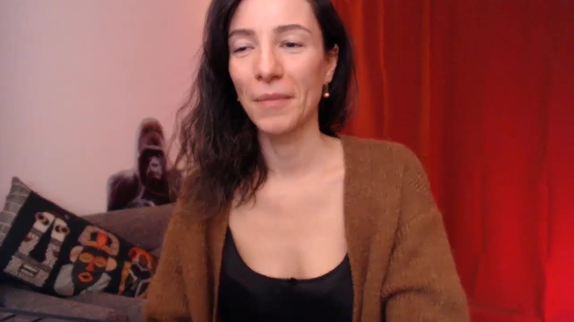 Gallery image thumbnail from Mora_Marvels's myfreecams stream on, 03/16/2025, 01:28 image 17 of 20