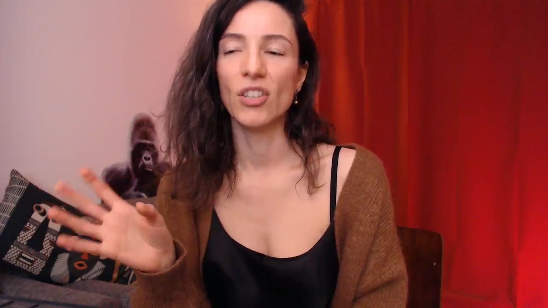 Gallery image thumbnail from Mora_Marvels's myfreecams stream on, 03/16/2025, 01:28 image 10 of 20