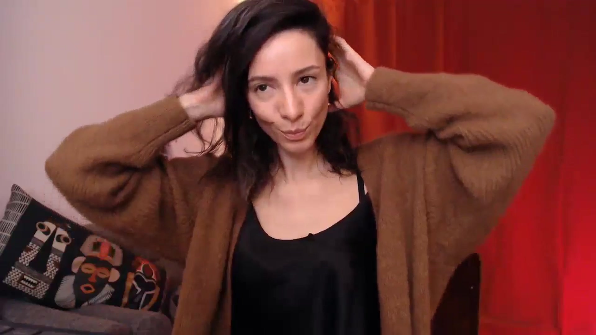 Gallery image thumbnail from Mora_Marvels's myfreecams stream on, 03/16/2025, 01:28 image 5 of 20