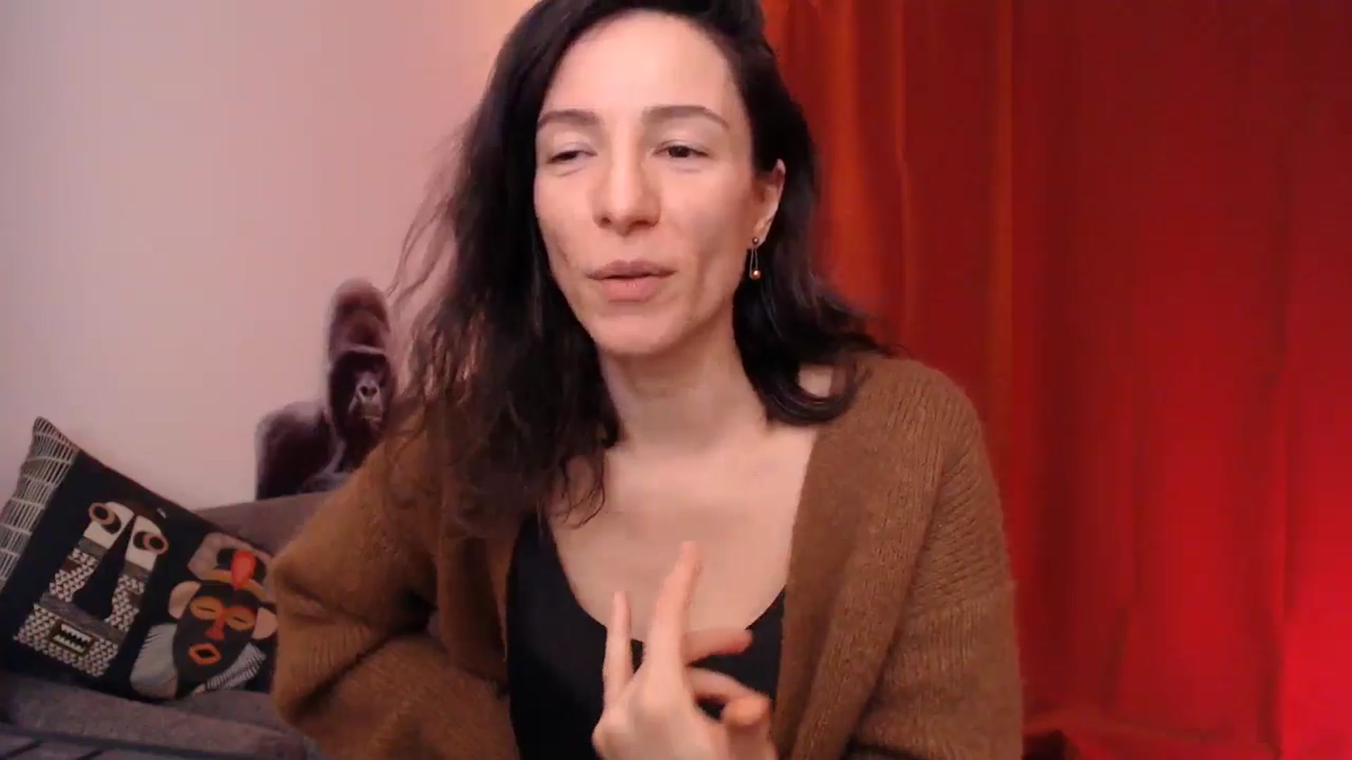 Gallery image thumbnail from Mora_Marvels's myfreecams stream on, 03/16/2025, 01:28 image 14 of 20