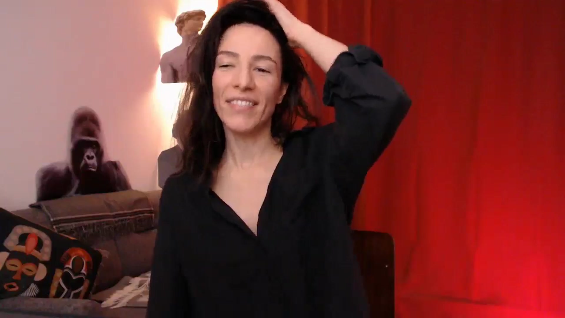 Gallery image thumbnail from Mora_Marvels's myfreecams stream on, 03/30/2025, 01:50 image 6 of 20