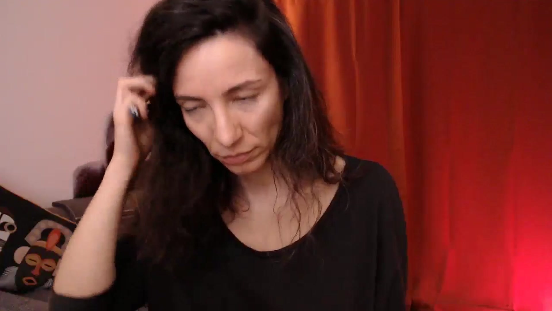 Gallery image thumbnail from Mora_Marvels's myfreecams stream on, 04/14/2025, 02:34 image 6 of 20
