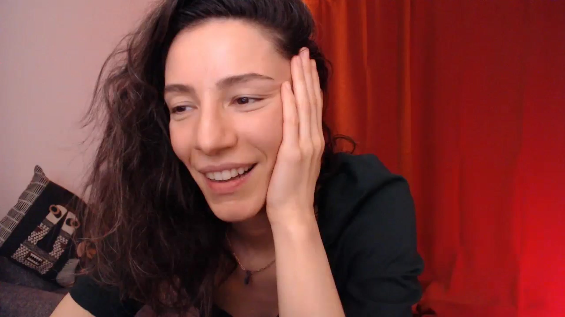 Gallery image thumbnail from Mora_Marvels's myfreecams stream on, 04/18/2025, 01:47 image 15 of 20