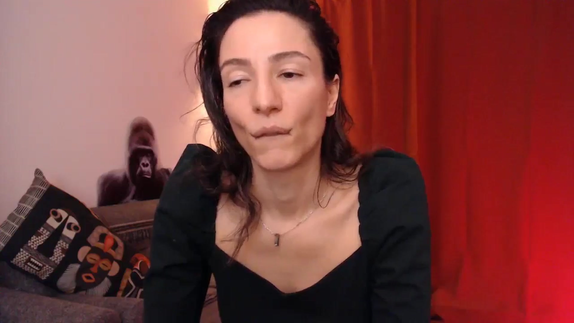 Gallery image thumbnail from Mora_Marvels's myfreecams stream on, 04/18/2025, 01:47 image 6 of 20