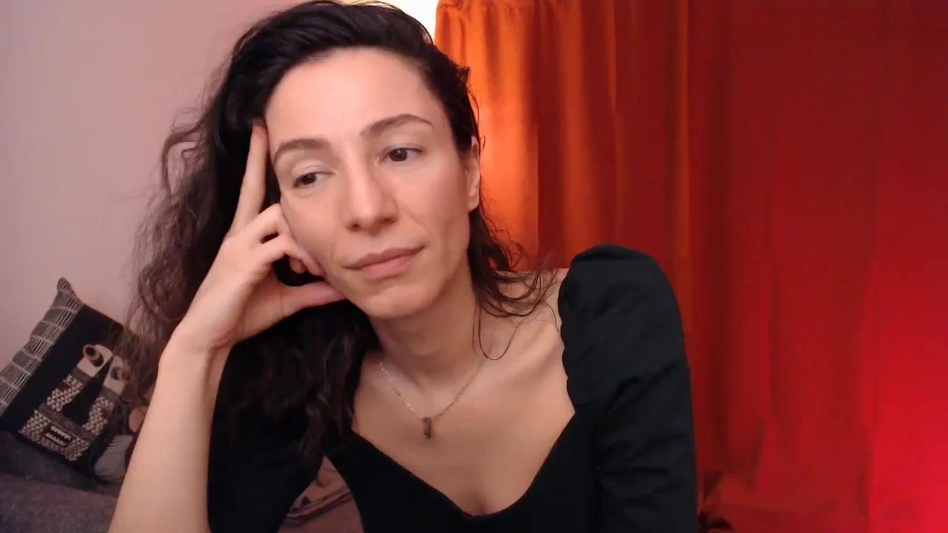 Gallery image thumbnail from Mora_Marvels's myfreecams stream on, 04/18/2025, 01:47 image 8 of 20