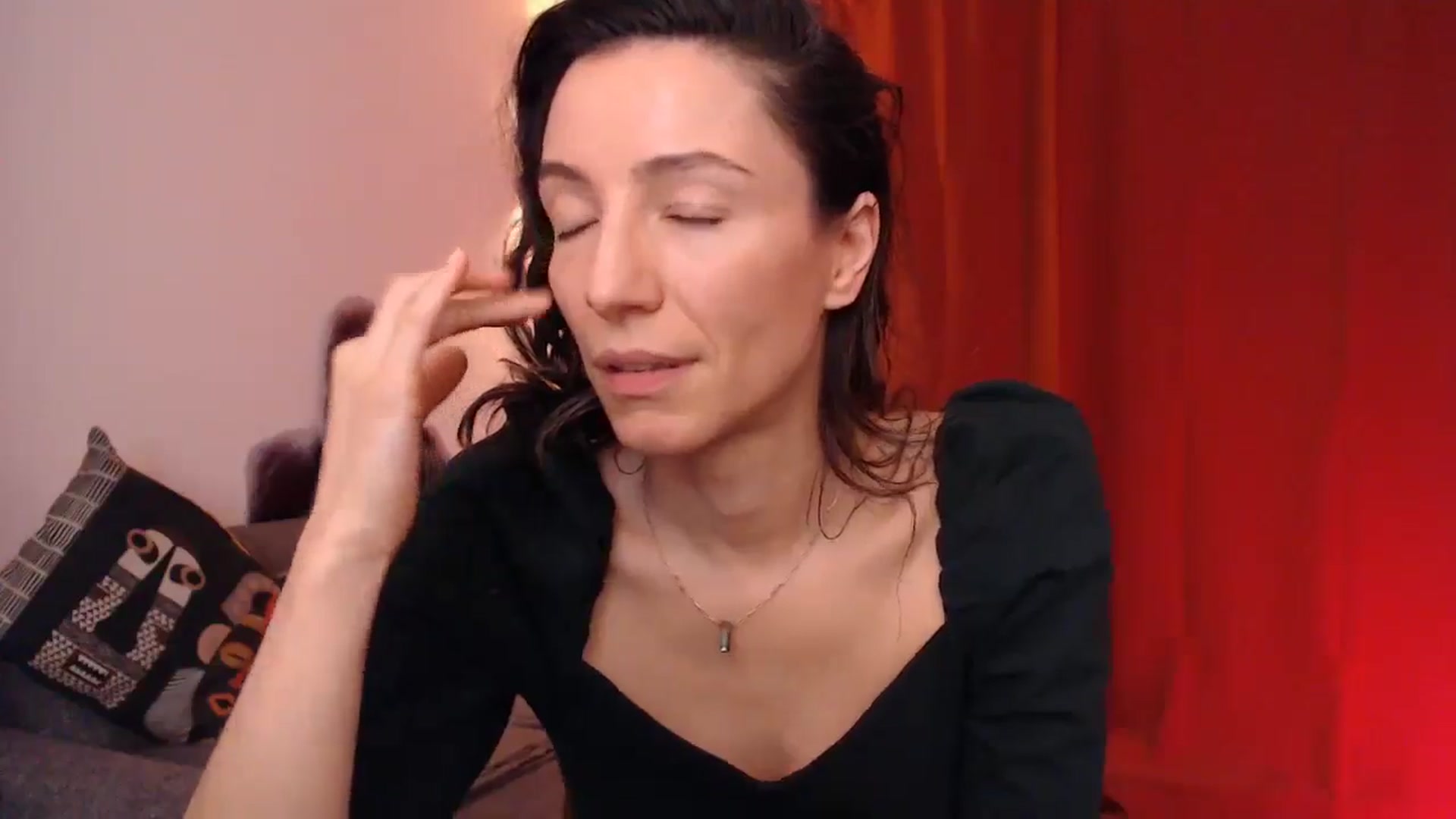 Gallery image thumbnail from Mora_Marvels's myfreecams stream on, 04/18/2025, 01:47 image 9 of 20