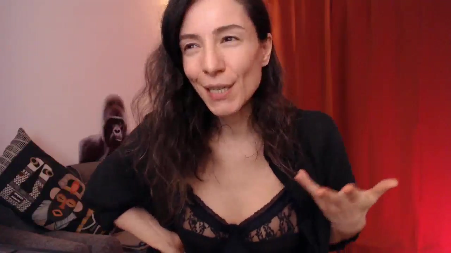 Gallery image thumbnail from Mora_Marvels's myfreecams stream on, 04/26/2025, 02:43 image 9 of 20