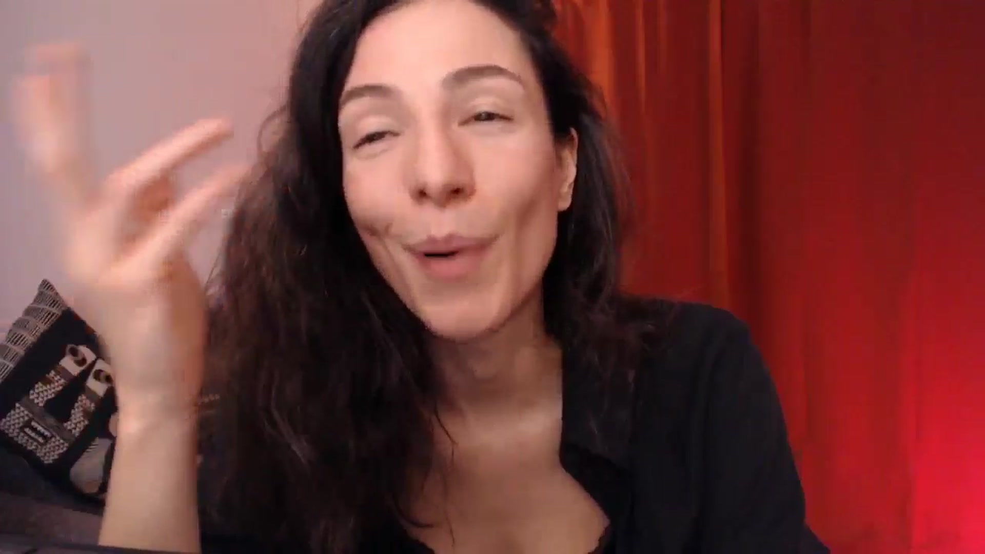 Gallery image thumbnail from Mora_Marvels's myfreecams stream on, 04/26/2025, 02:43 image 8 of 20