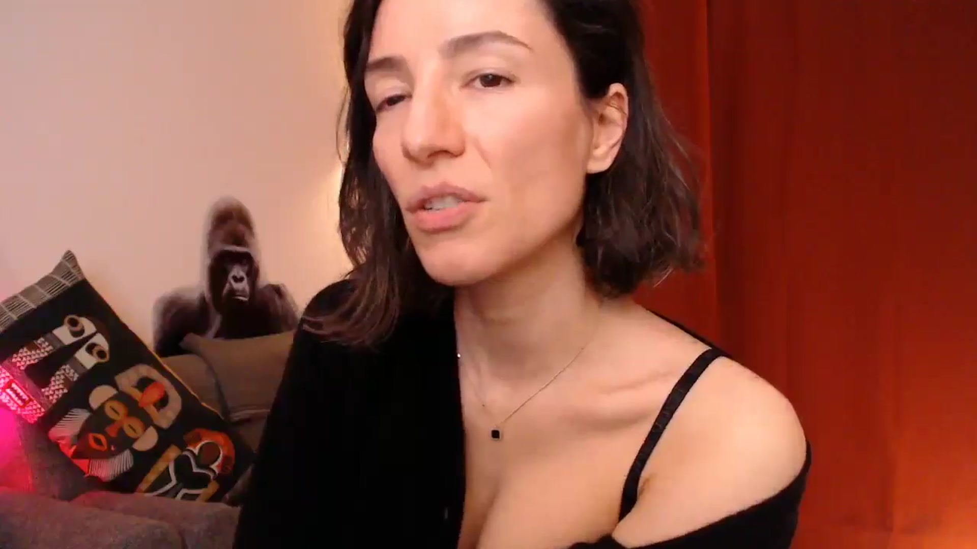 Gallery image thumbnail from Mora_Marvels's myfreecams stream on, 05/17/2025, 02:44 image 17 of 20