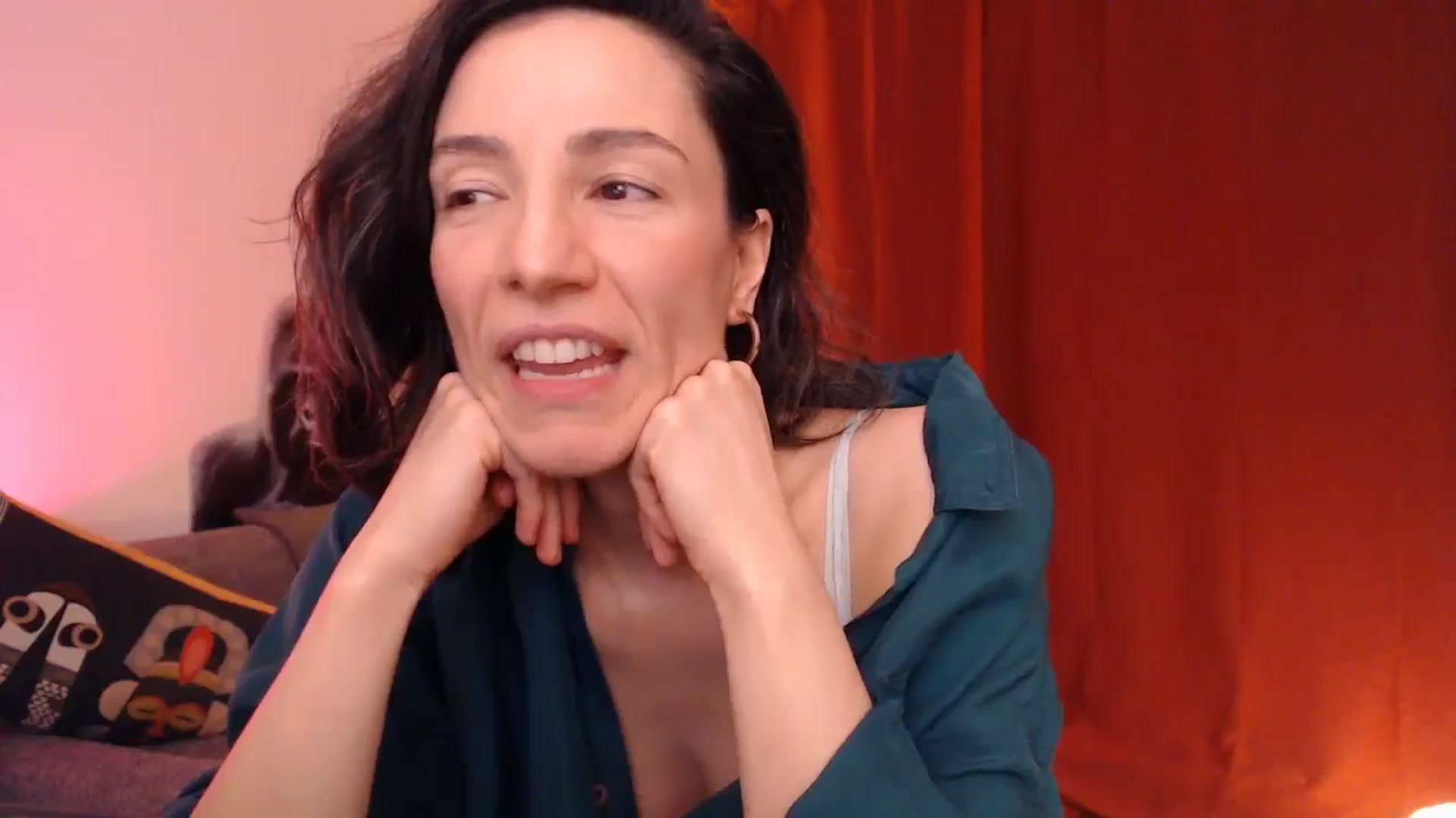 Gallery image thumbnail from Mora_Marvels's myfreecams stream on, 06/18/2025, 02:36 image 2 of 20
