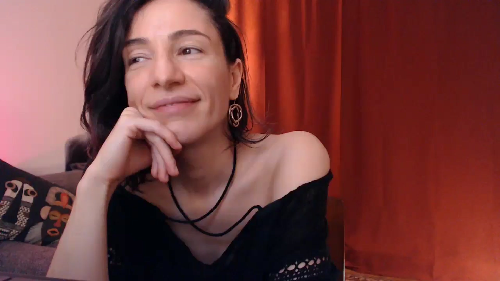 Gallery image thumbnail from Mora_Marvels's myfreecams stream on, 07/14/2025, 01:41 image 12 of 20