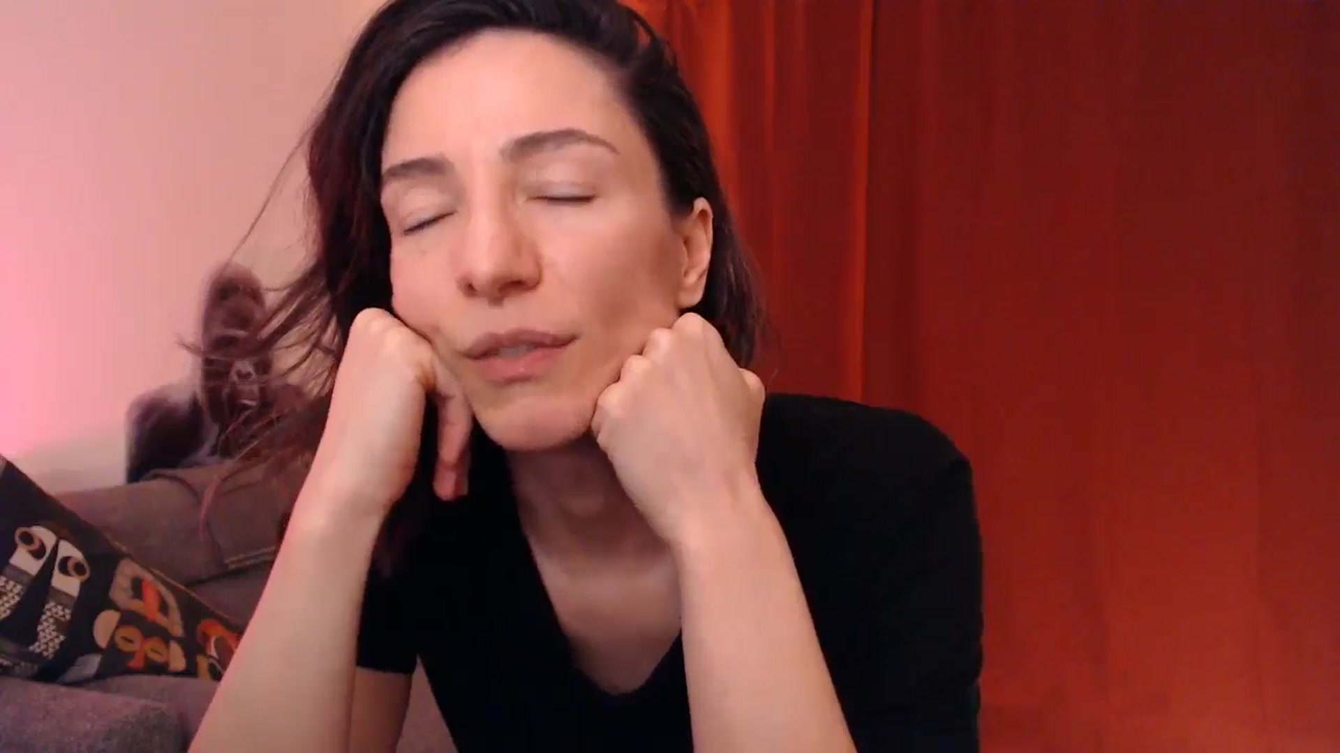 Gallery image thumbnail from Mora_Marvels's myfreecams stream on, 07/24/2025, 03:04 image 10 of 20