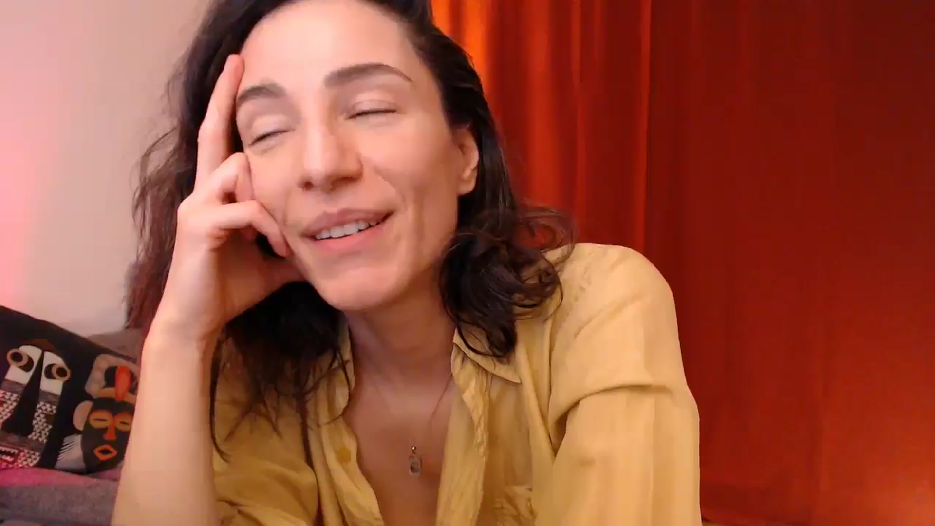 Gallery image thumbnail from Mora_Marvels's myfreecams stream on, 10/12/2025, 24:02 image 4 of 20