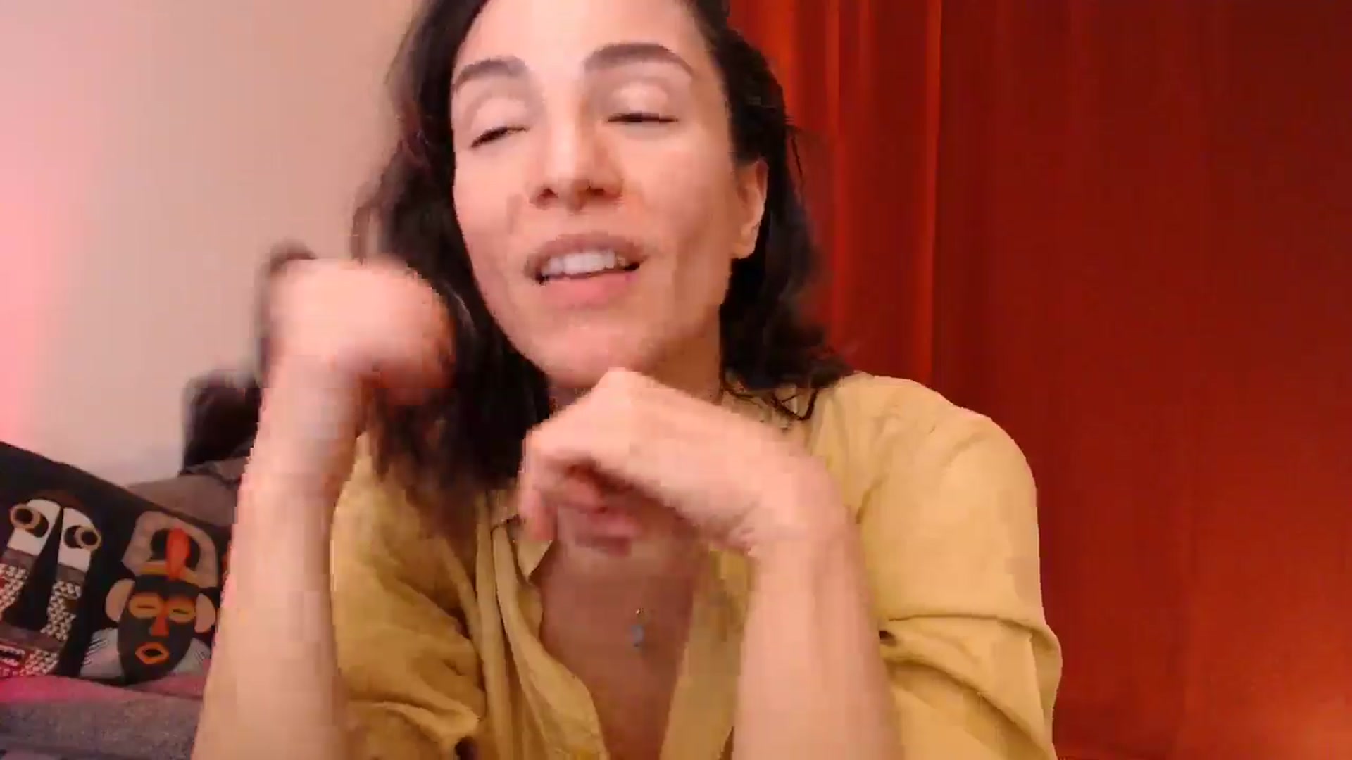 Gallery image thumbnail from Mora_Marvels's myfreecams stream on, 10/12/2025, 24:02 image 3 of 20