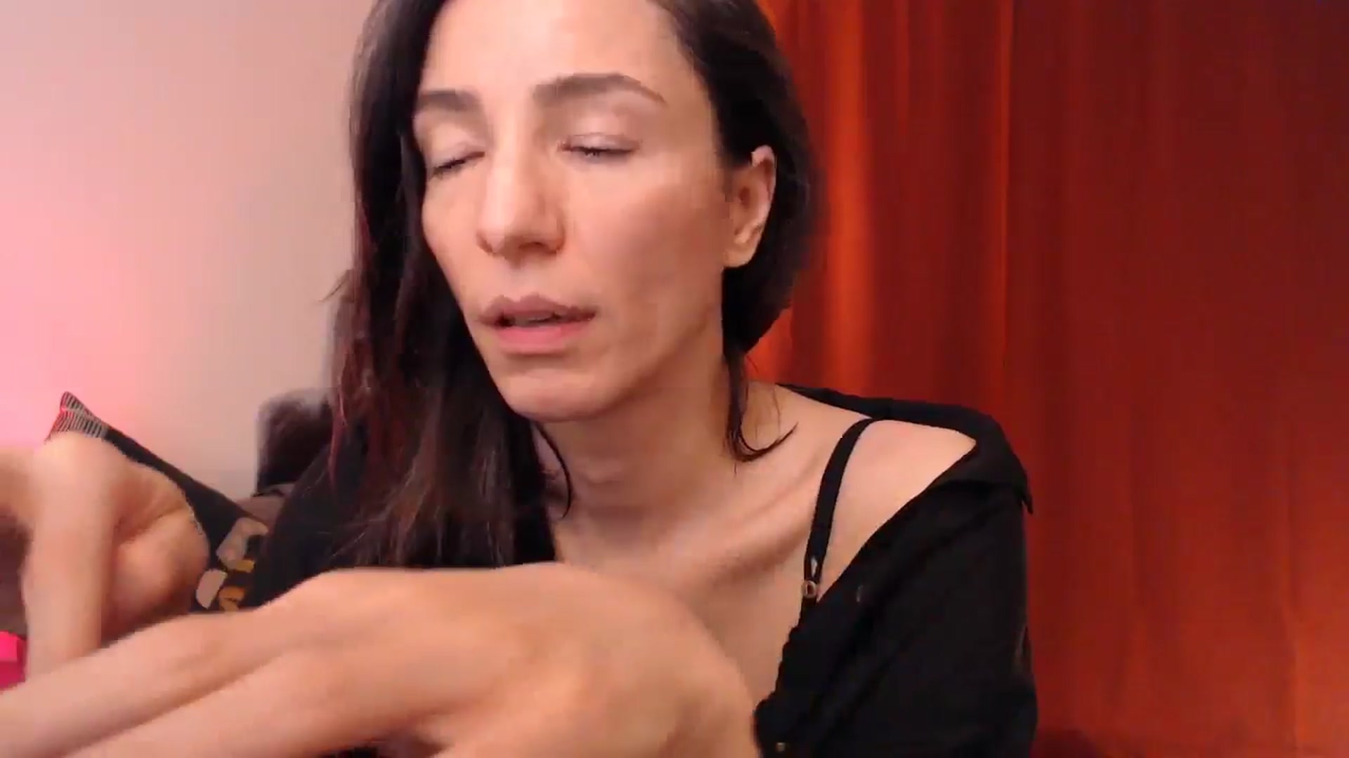 Gallery image thumbnail from Mora_Marvels's myfreecams stream on, 10/13/2025, 22:36 image 2 of 20