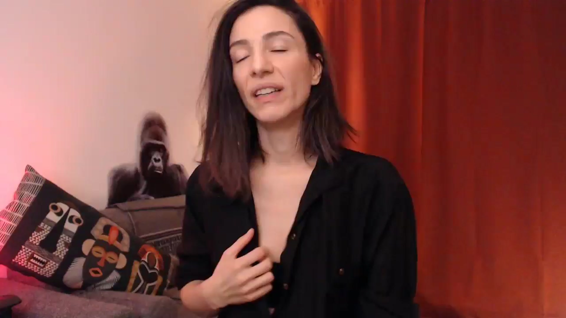 Gallery image thumbnail from Mora_Marvels's myfreecams stream on, 10/13/2025, 22:36 image 1 of 20
