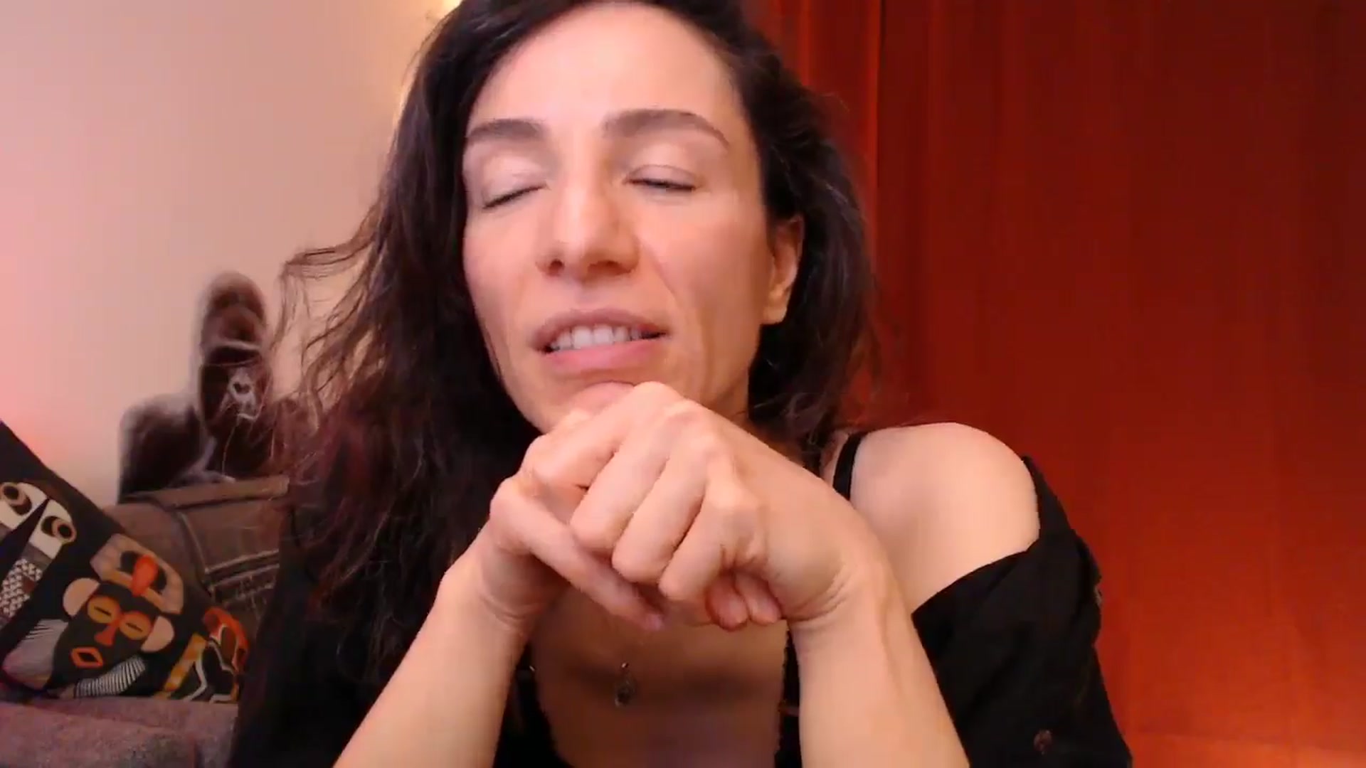 Gallery image thumbnail from Mora_Marvels's myfreecams stream on, 11/02/2025, 24:04 image 7 of 20