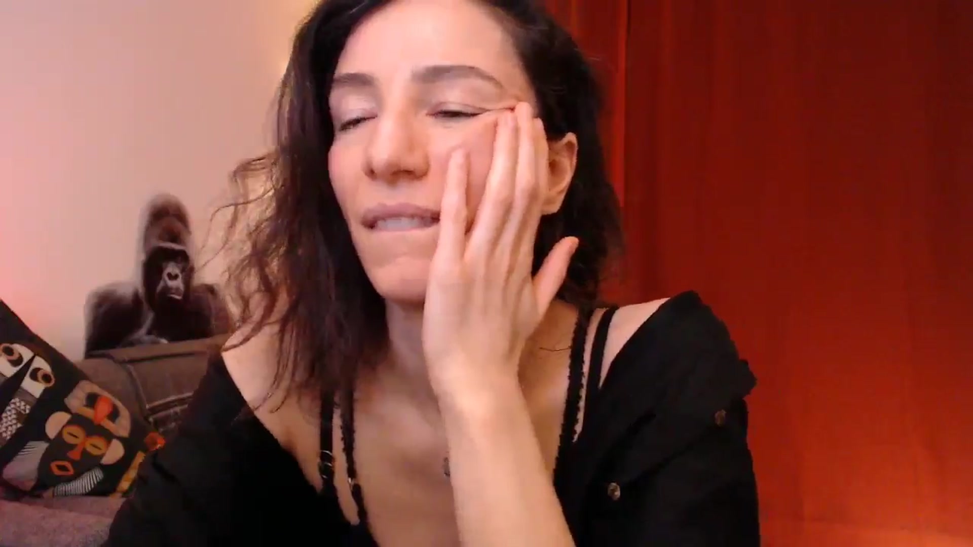 Gallery image thumbnail from Mora_Marvels's myfreecams stream on, 11/02/2025, 24:04 image 8 of 20