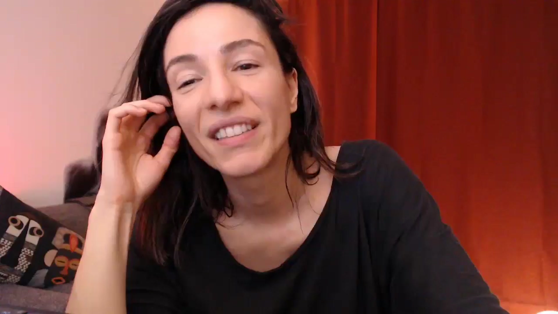 Gallery image thumbnail from Mora_Marvels's myfreecams stream on, 11/04/2025, 24:49 image 14 of 20