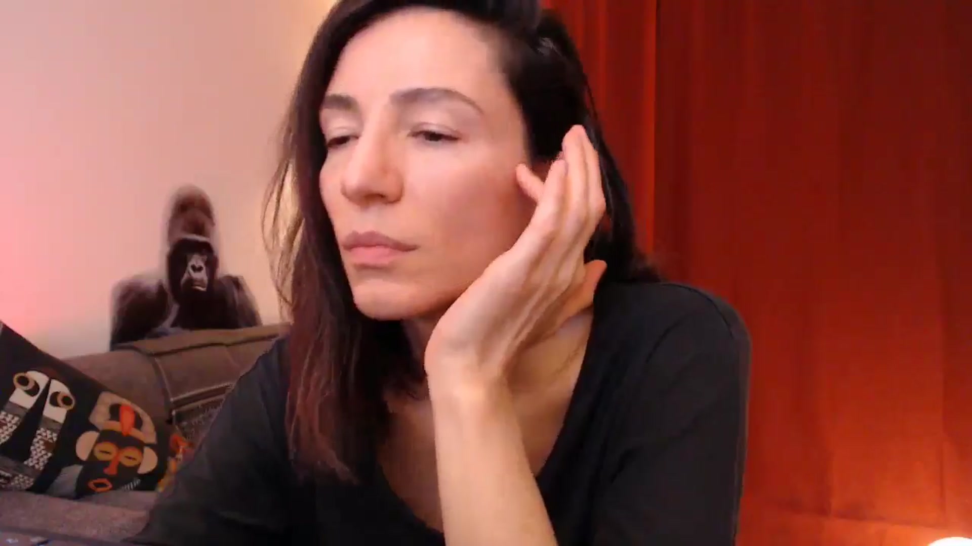 Gallery image thumbnail from Mora_Marvels's myfreecams stream on, 11/04/2025, 24:49 image 8 of 20