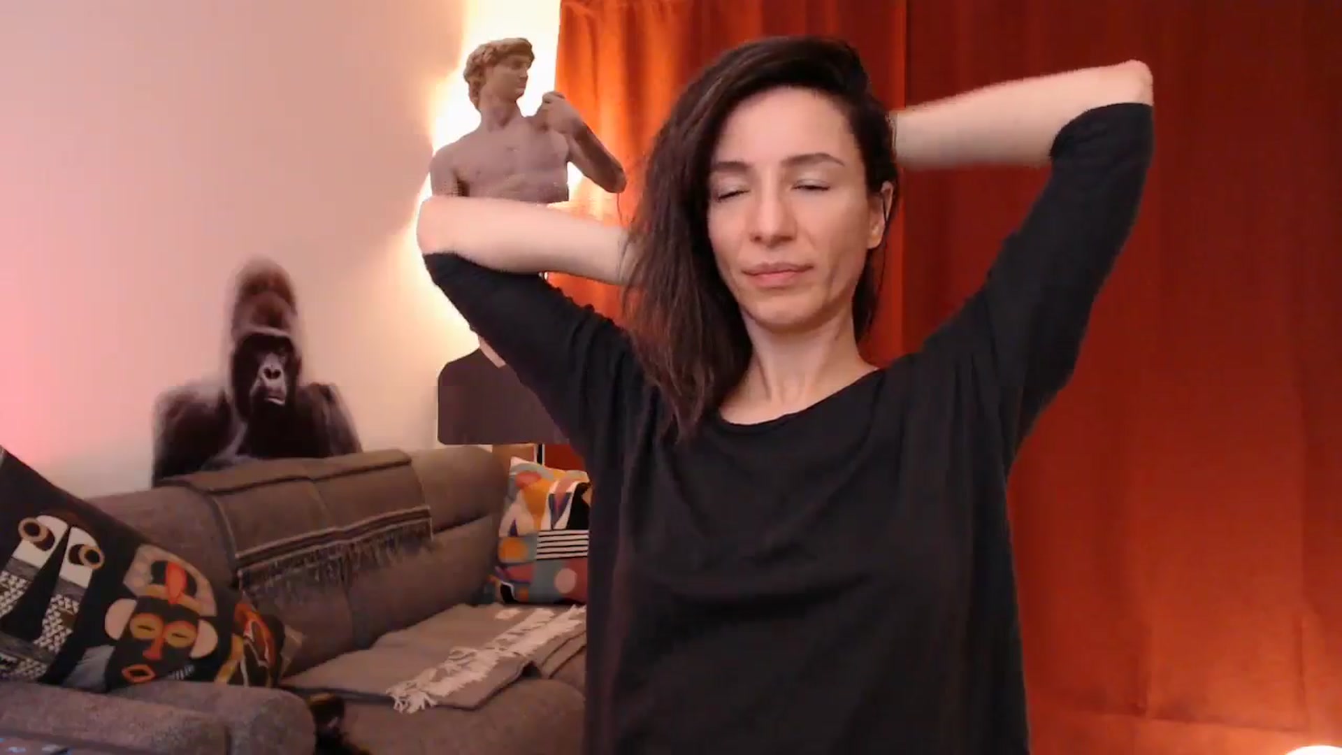 Gallery image thumbnail from Mora_Marvels's myfreecams stream on, 11/04/2025, 24:49 image 4 of 20