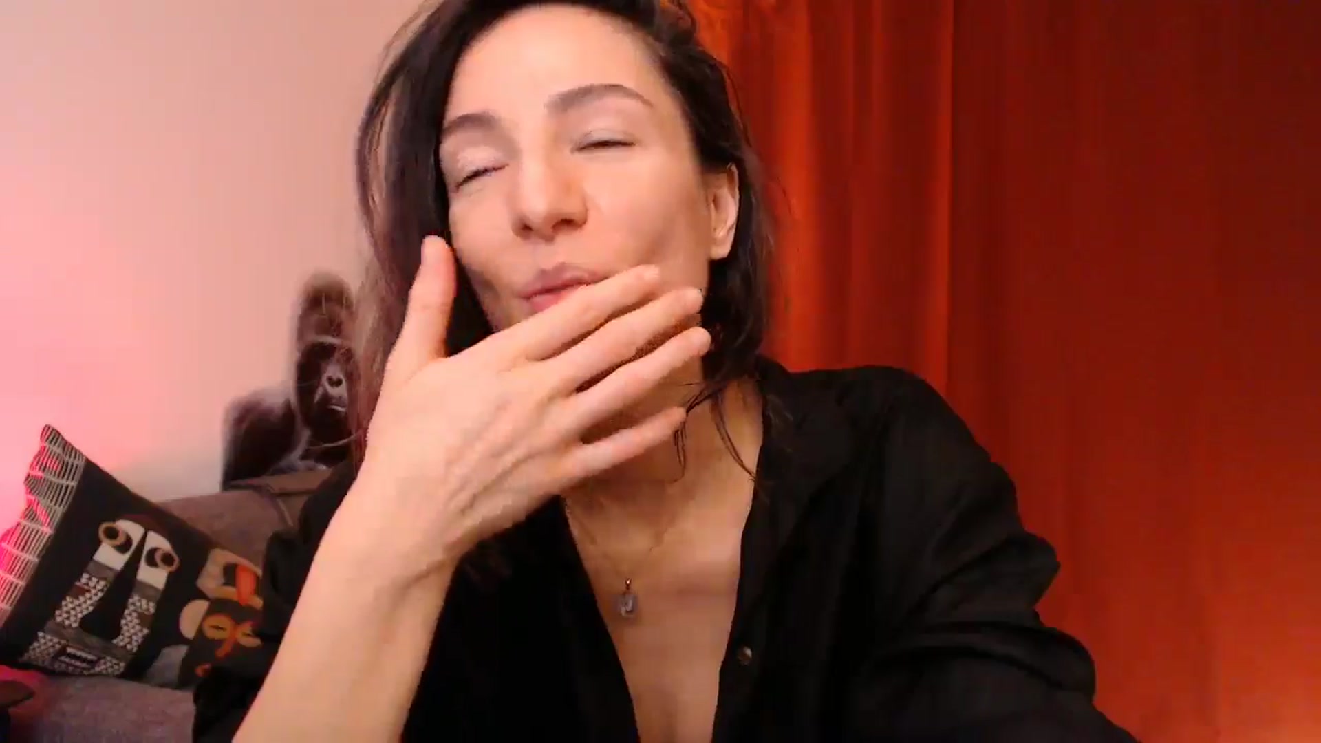 Gallery image thumbnail from Mora_Marvels's myfreecams stream on, 11/05/2025, 23:31 image 10 of 20