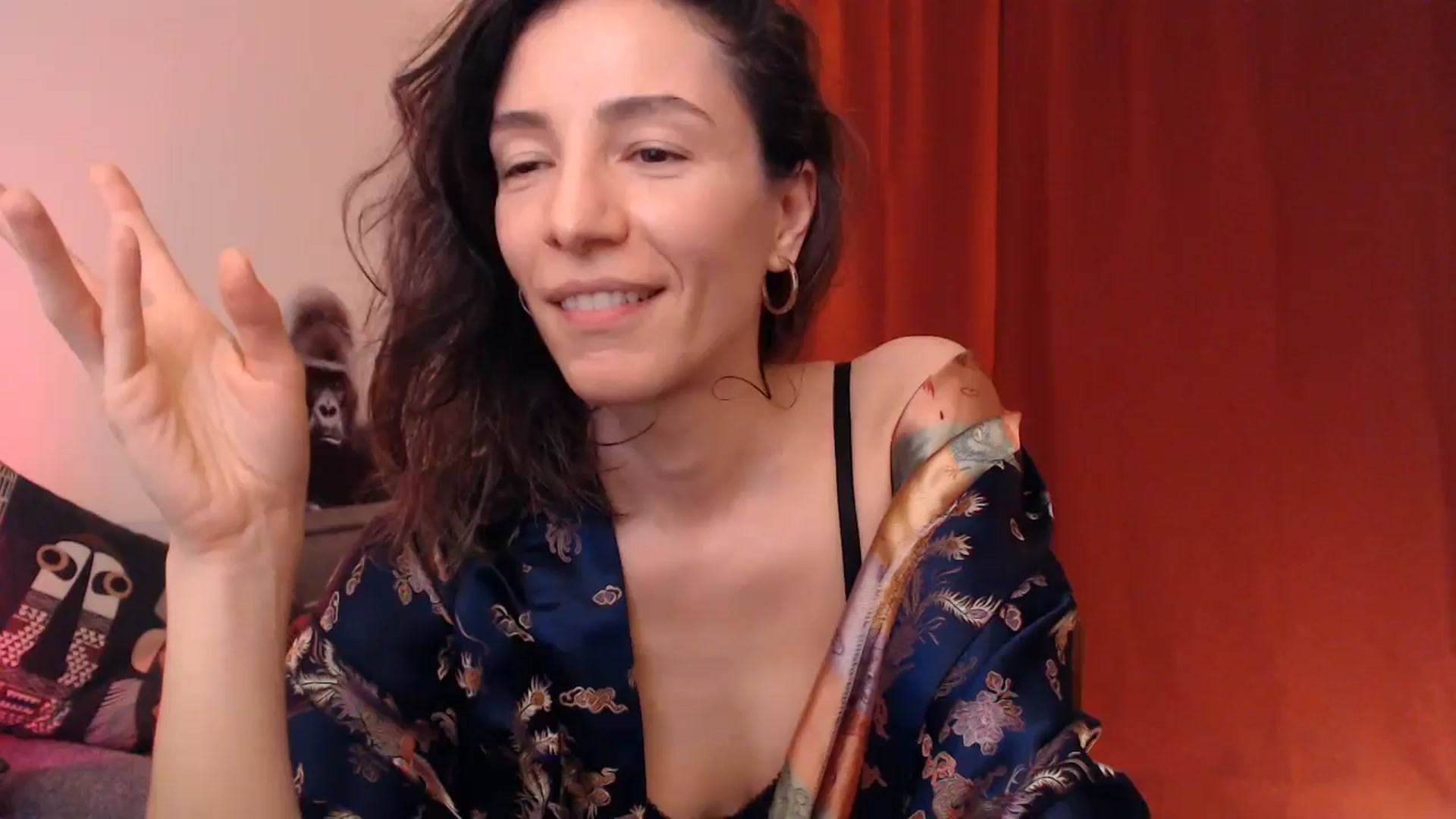 Gallery image thumbnail from Mora_Marvels's myfreecams stream on, 11/09/2025, 24:02 image 14 of 20
